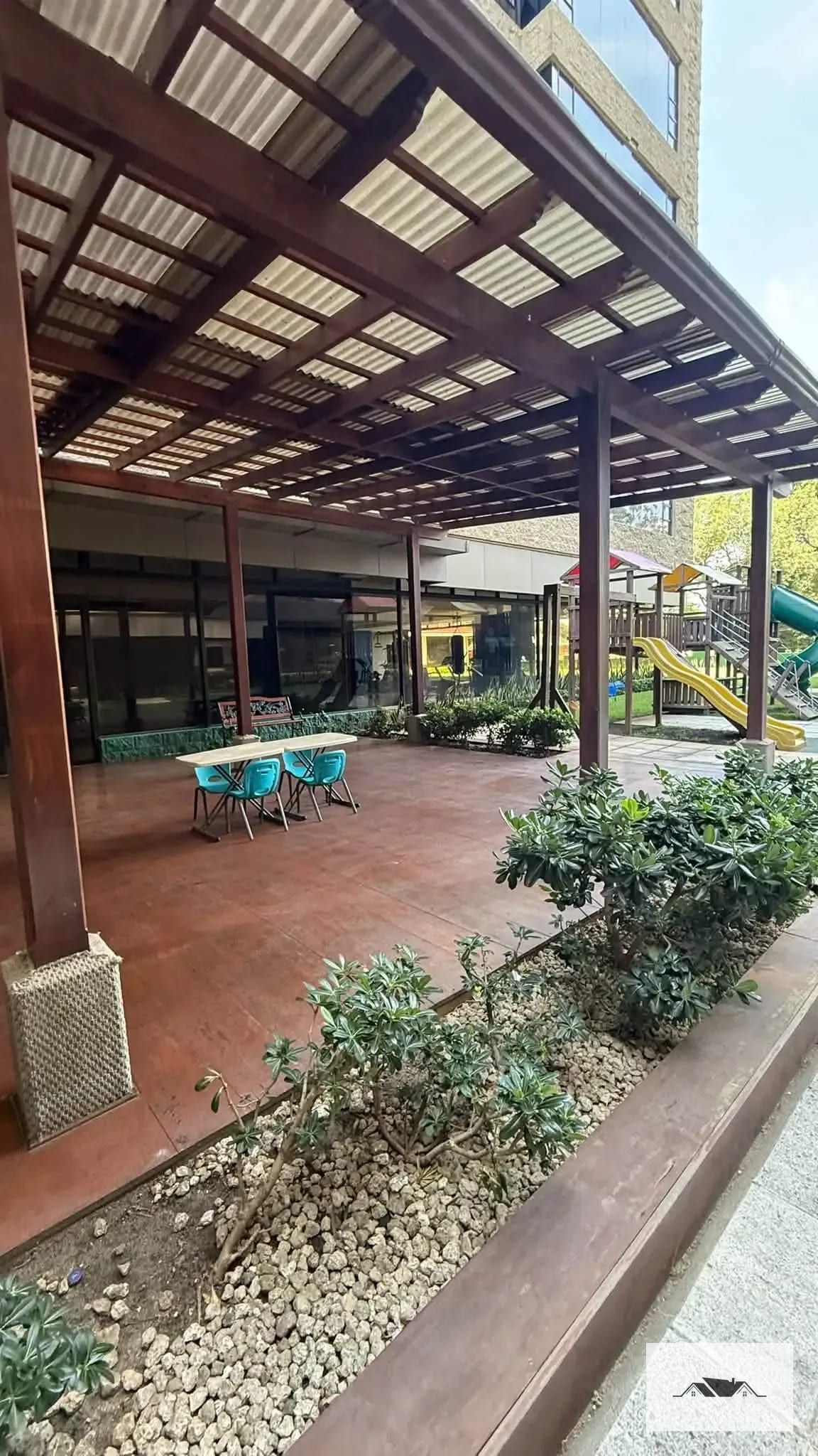 En Renta Apartamento Zona 10 en Edificio Milenia Colonia Oakland — Apartamento en Alquiler en Zona 10, Guatemala, Ciudad — foto 5 de 17