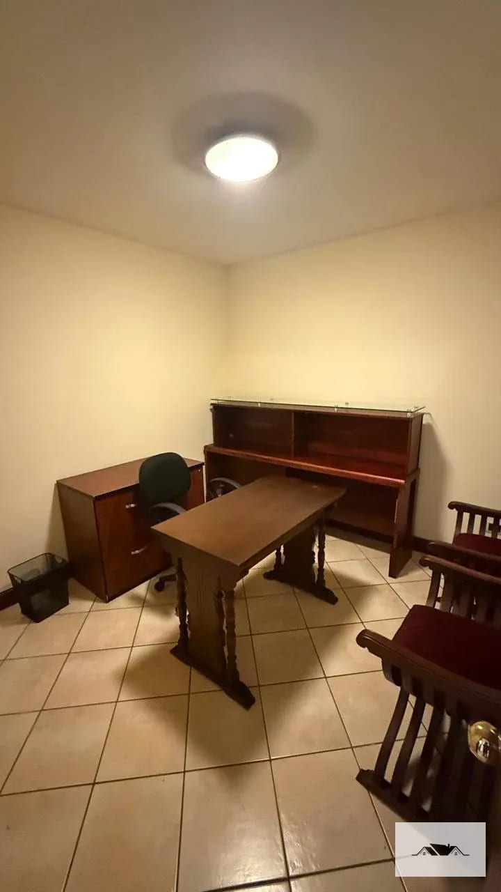 En Renta Apartamento Zona 10 en Edificio Milenia Colonia Oakland — Apartamento en Alquiler en Zona 10, Guatemala, Ciudad — foto 17 de 17
