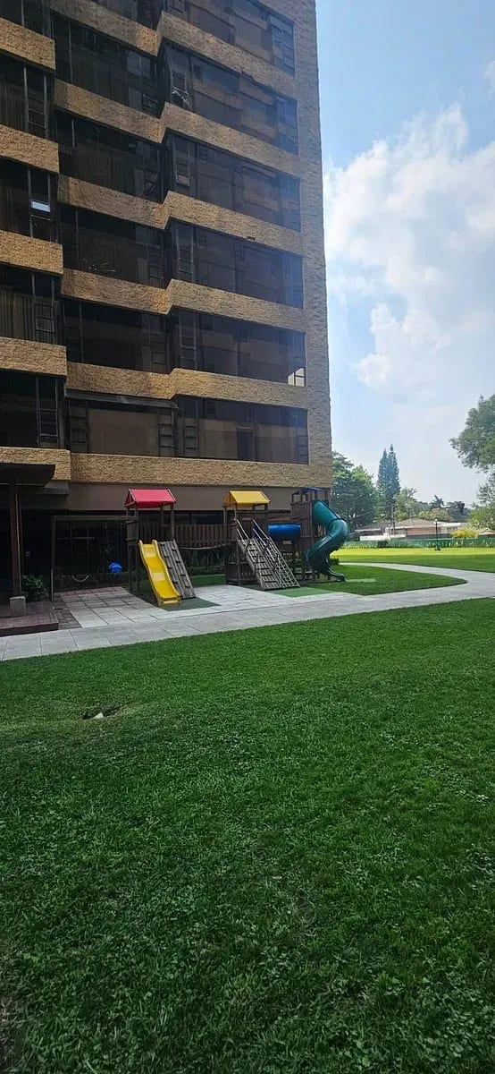 Apto Amueblado en Torre Milenia Zona 10 — 3 hab - en Alquiler — Apartamento en Alquiler en Milenia, Zona 10, Guatemala, Ciudad — foto 12 de 14