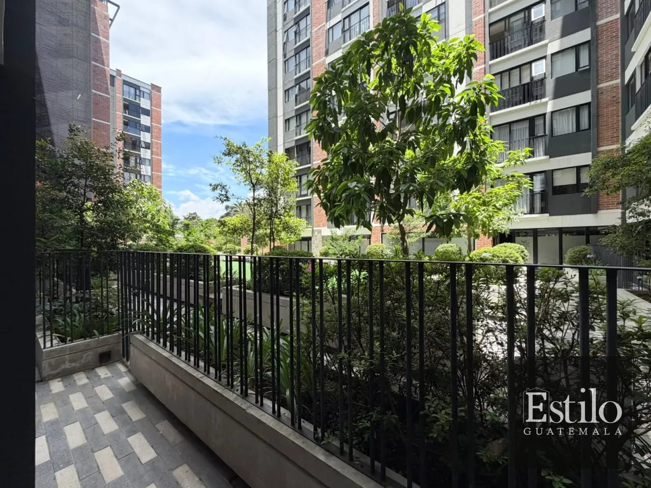 Precioso Apartamento Con Salida Al Jardín Z.9 — Apartamento en Venta en Cendana, Zona 9, Guatemala, Ciudad — foto 13 de 15