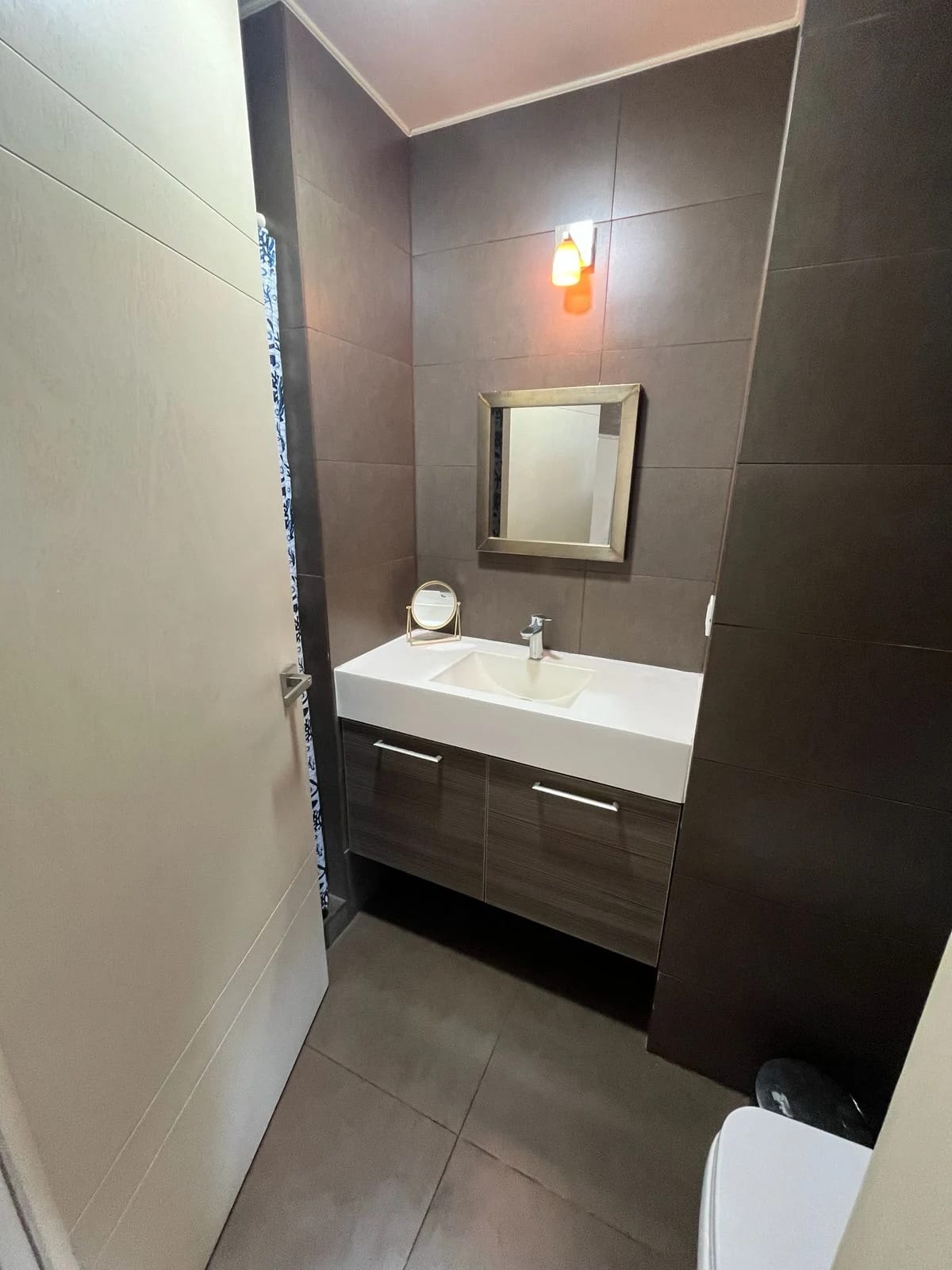AMPLIO APARTAMENTO EN RENTA ZONA 10, EDIFICIO VEINTI4 — Apartamento en Alquiler en Veinti4, Zona 10, Guatemala, Ciudad — foto 13 de 16