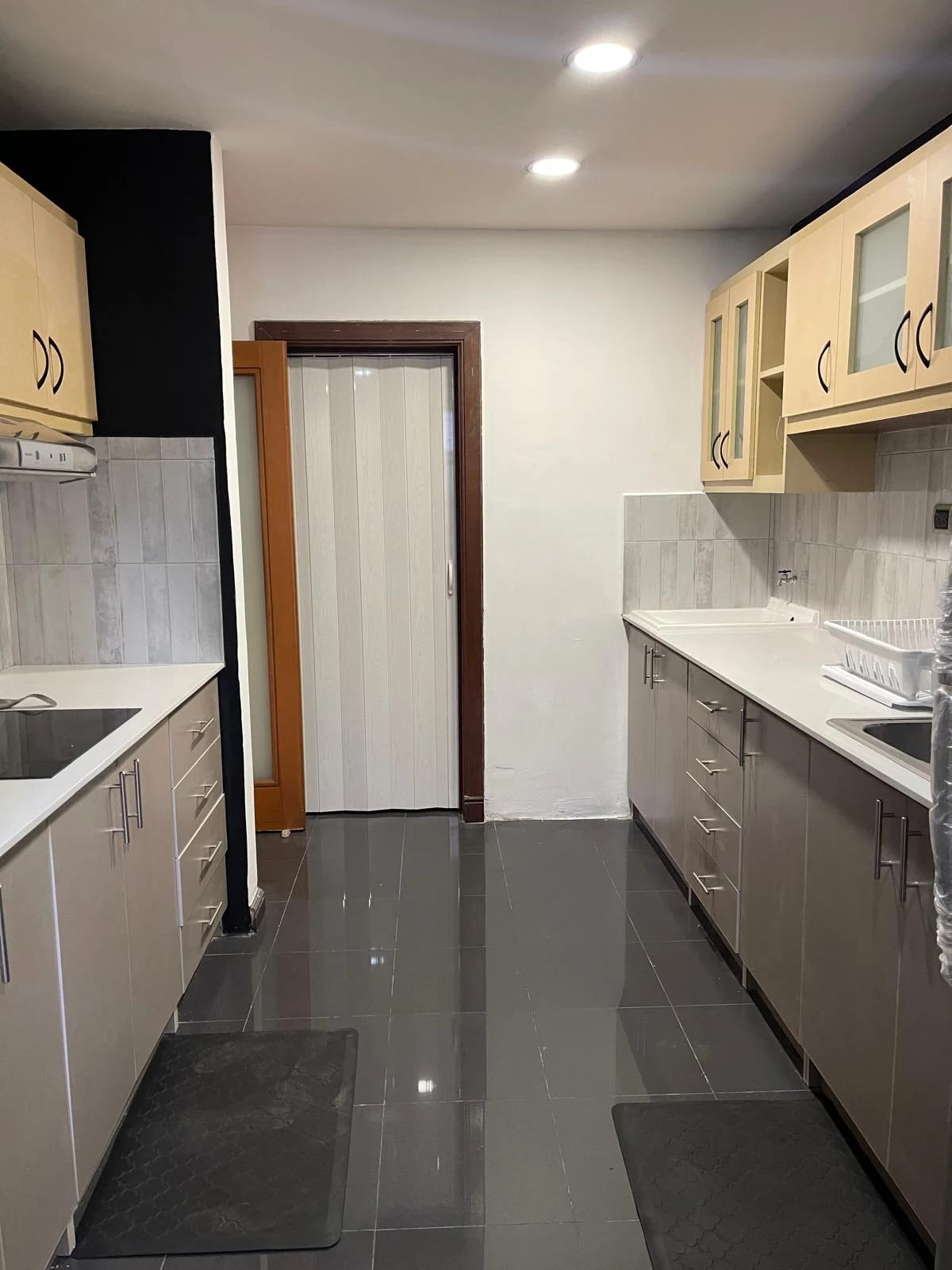 Renta Apartamento amueblado y equipado en Pacifica Plaza zona 14 — Apartamento en Alquiler en Pacífica Plaza, Zona 14, Guatemala, Ciudad — foto 11 de 15