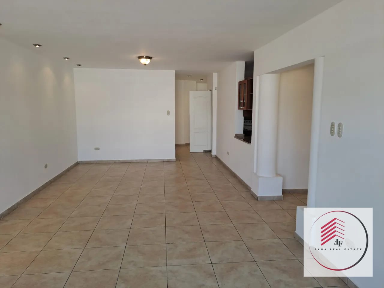Alquiler de apartamento en zona 15 Vista Hermosa a 2 a dos cuadras de Boulevard Vista Hermosa — Apartamento en Alquiler en Zona 15, Guatemala, Ciudad — foto 2 de 14