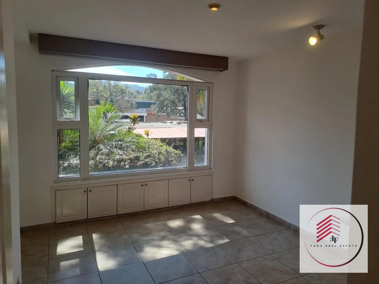 Alquiler de apartamento en zona 15 Vista Hermosa a 2 a dos cuadras de Boulevard Vista Hermosa — Apartamento en Alquiler en Zona 15, Guatemala, Ciudad — foto 10 de 14