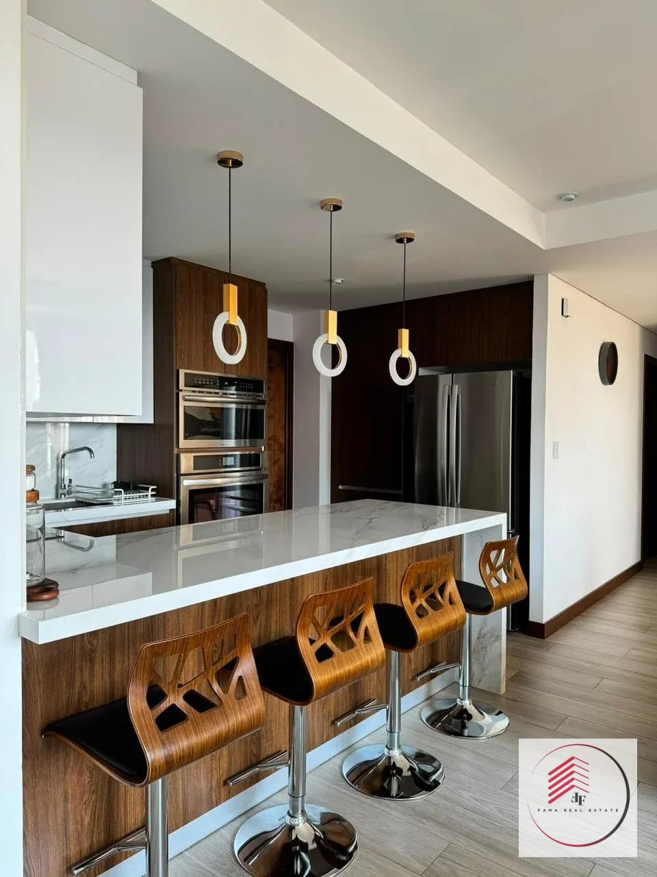 *apartamento en Renta Amueblado en Edificio Reserva Diez en Zona 10* — Apartamento en Alquiler en Reserva Diez, Zona 10, Guatemala, Ciudad — foto 10 de 17