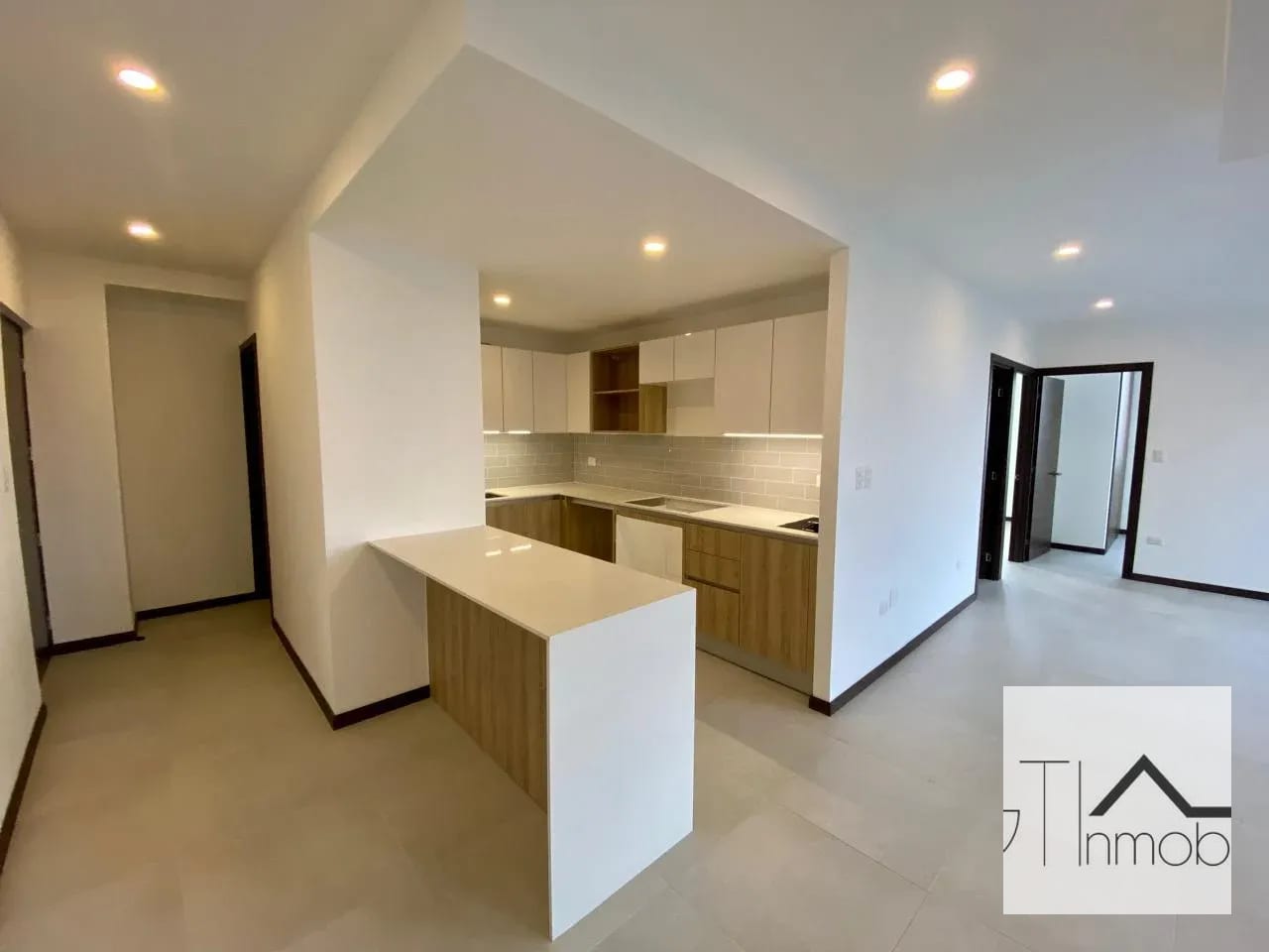Apartamento en venta en MIRA zona 10 — Apartamento en Venta en Ciudad Vieja, Zona 10, Guatemala, Ciudad — foto 10 de 15