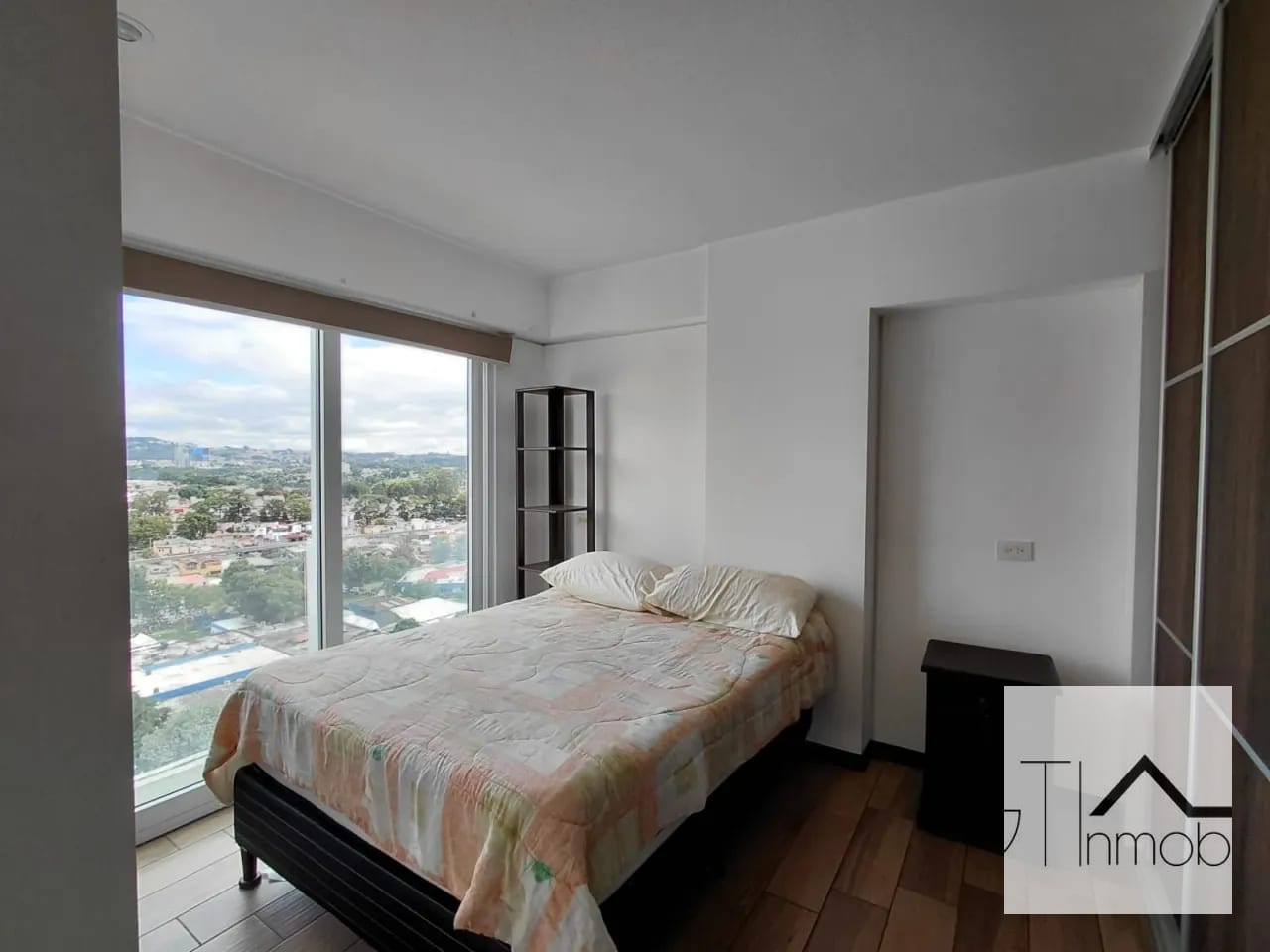 Renta apartamento en zona 5, Torre Asunción, de 2 niveles — Apartamento en Alquiler en Casa Asunción, Zona 5, Guatemala, Ciudad — foto 7 de 15