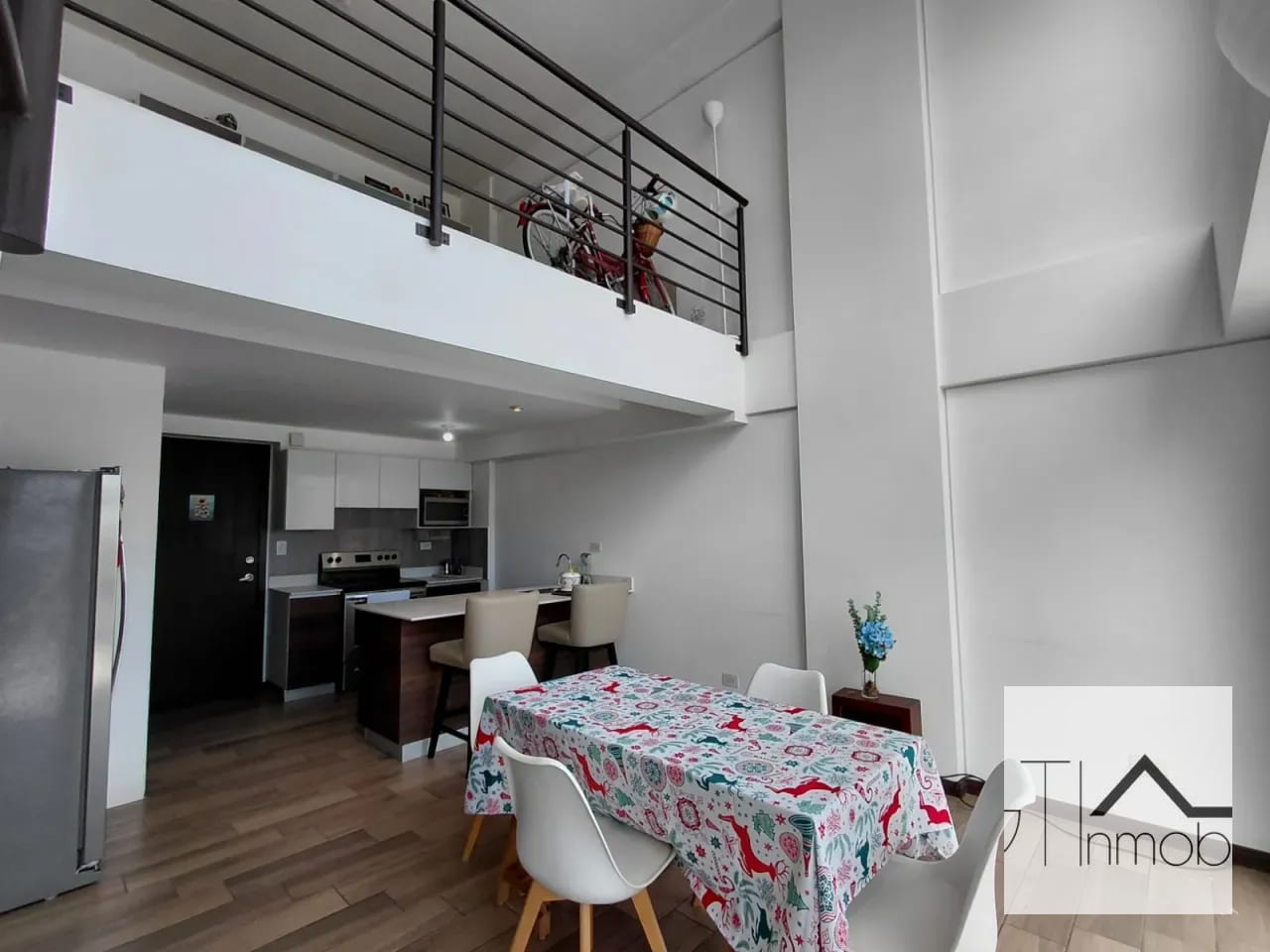 Renta apartamento en zona 5, Torre Asunción, de 2 niveles — Apartamento en Alquiler en Casa Asunción, Zona 5, Guatemala, Ciudad — foto 2 de 15