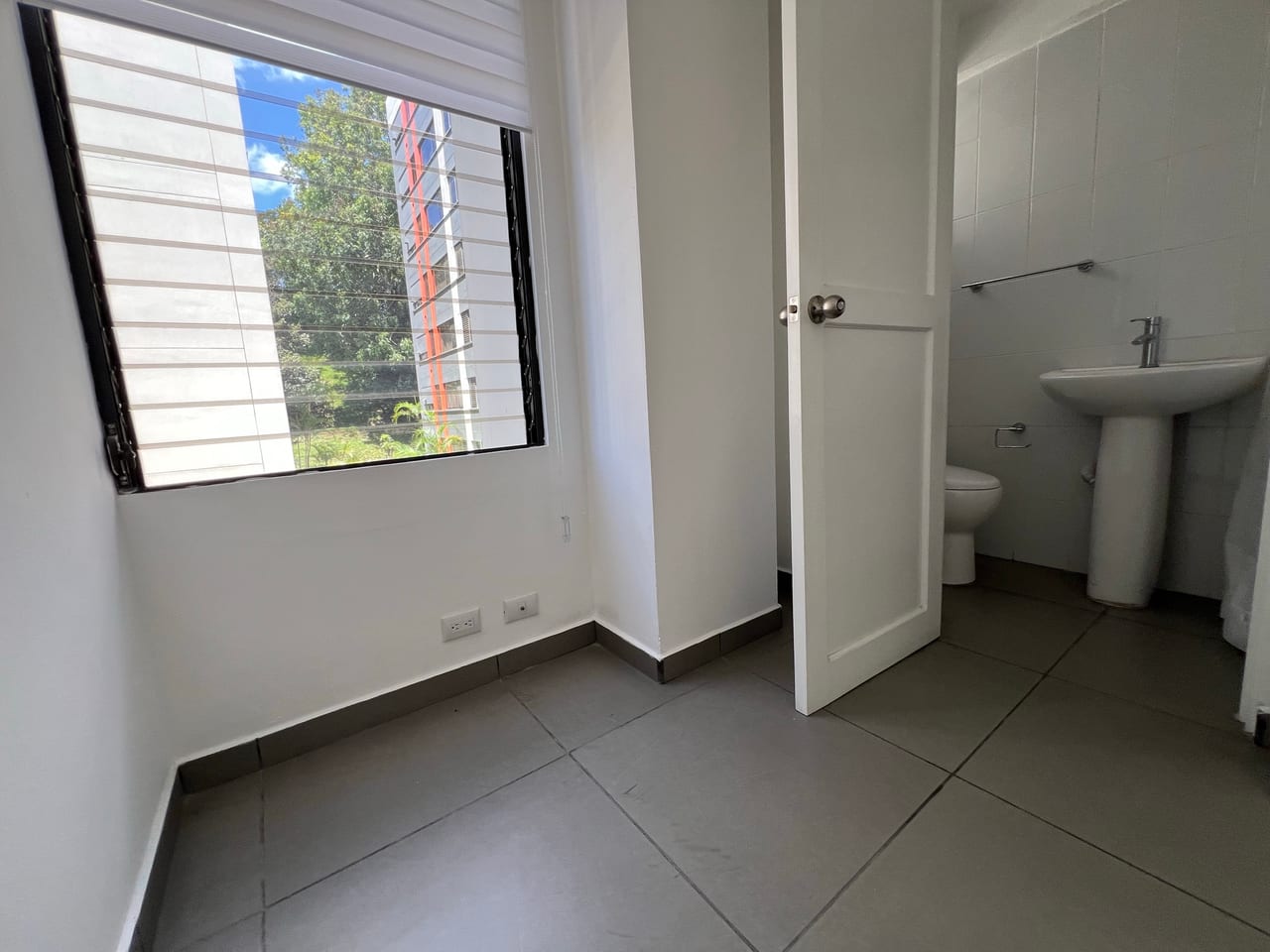 Venta amplio apartamento 3 Dormitorios | Moradas del Acueducto zona 10 — Apartamento en Venta en Moradas del Acueducto, Zona 10, Guatemala, Ciudad — foto 5 de 13