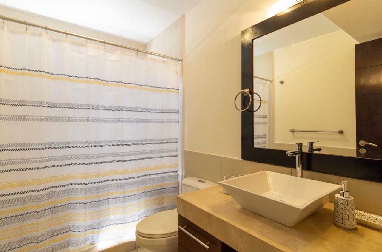 Alquiler apartamento amueblado 1 Dormitorio | Edificio Cobella Zona 14 — Apartamento en Alquiler en Cobella, Zona 14, Guatemala, Ciudad — foto 8 de 9