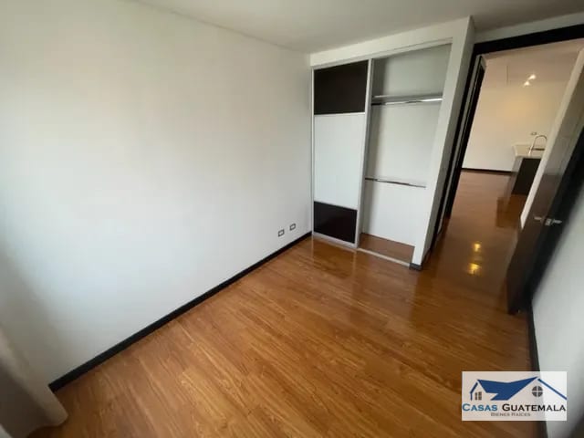 Rento apartamento en Zona 14 EDIFICIO EXCLUSIVO — Apartamento en Alquiler en Zona 14, Guatemala, Ciudad — foto 12 de 16