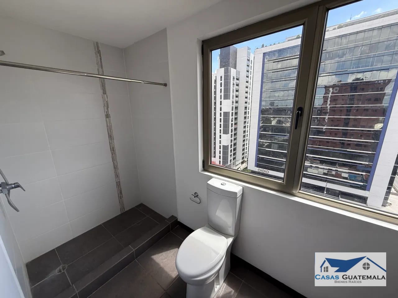 Apartamento de 2 habitaciones en Renta Zona 10 — Apartamento en Alquiler en Neo Apartamentos, Zona 10, Guatemala, Ciudad — foto 10 de 11
