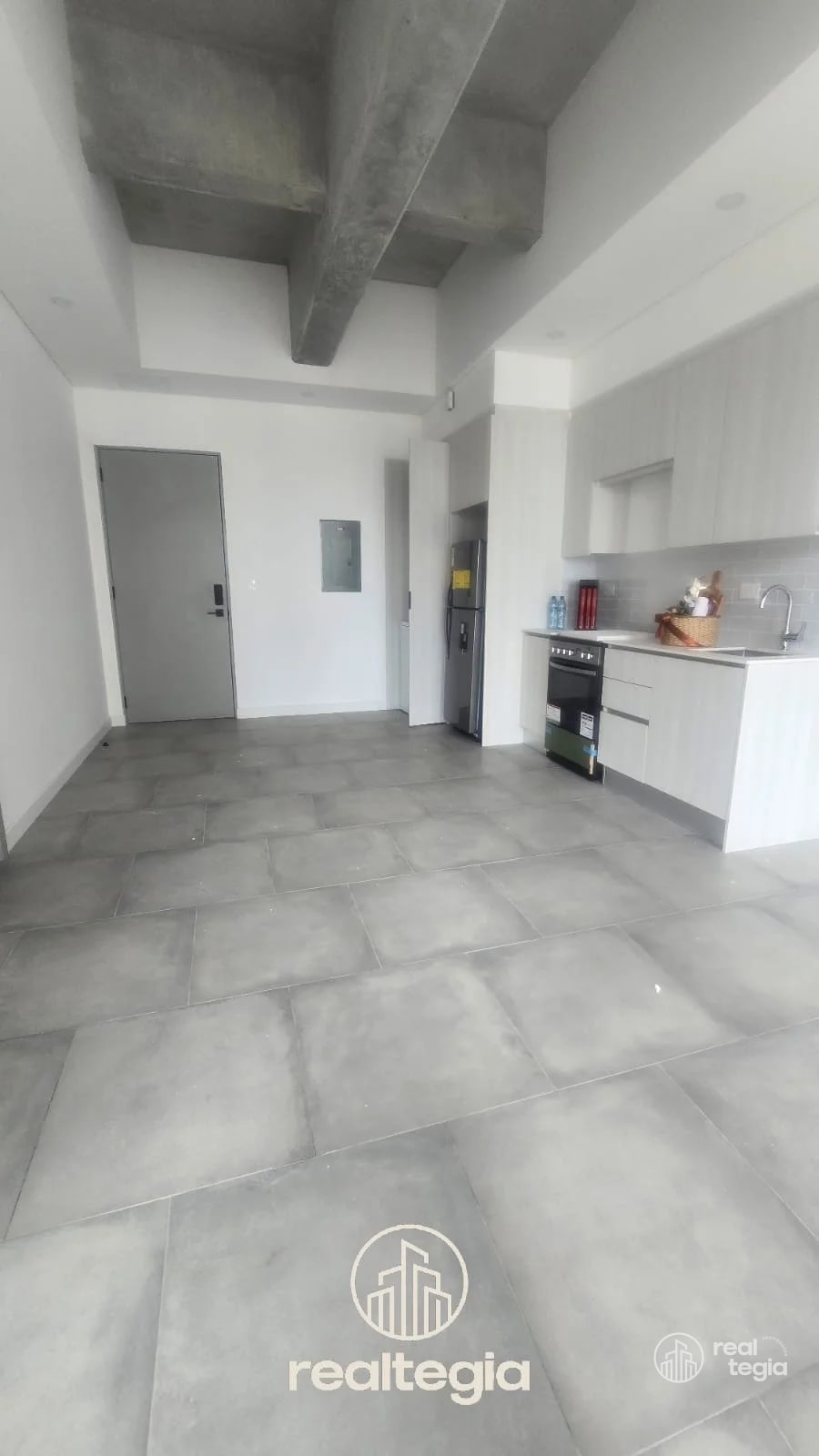 APARTAMENTO EN ANTARES DE CAYALÁ ZONA 16 - 1