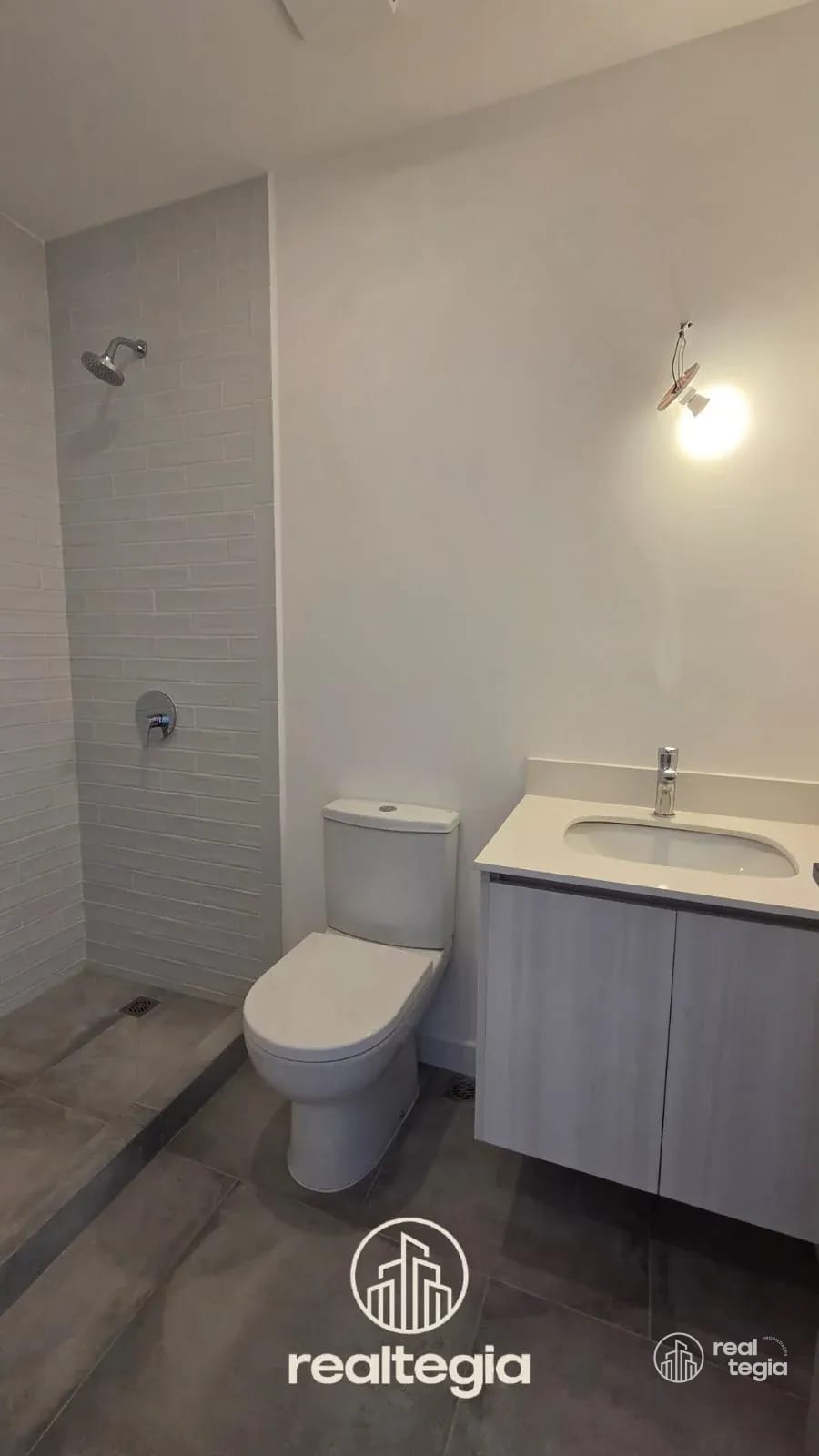 APARTAMENTO ANTARES DE CAYALÁ ZONA 16 — Apartamento en Alquiler en Zona 16, Guatemala, Ciudad — foto 6 de 9