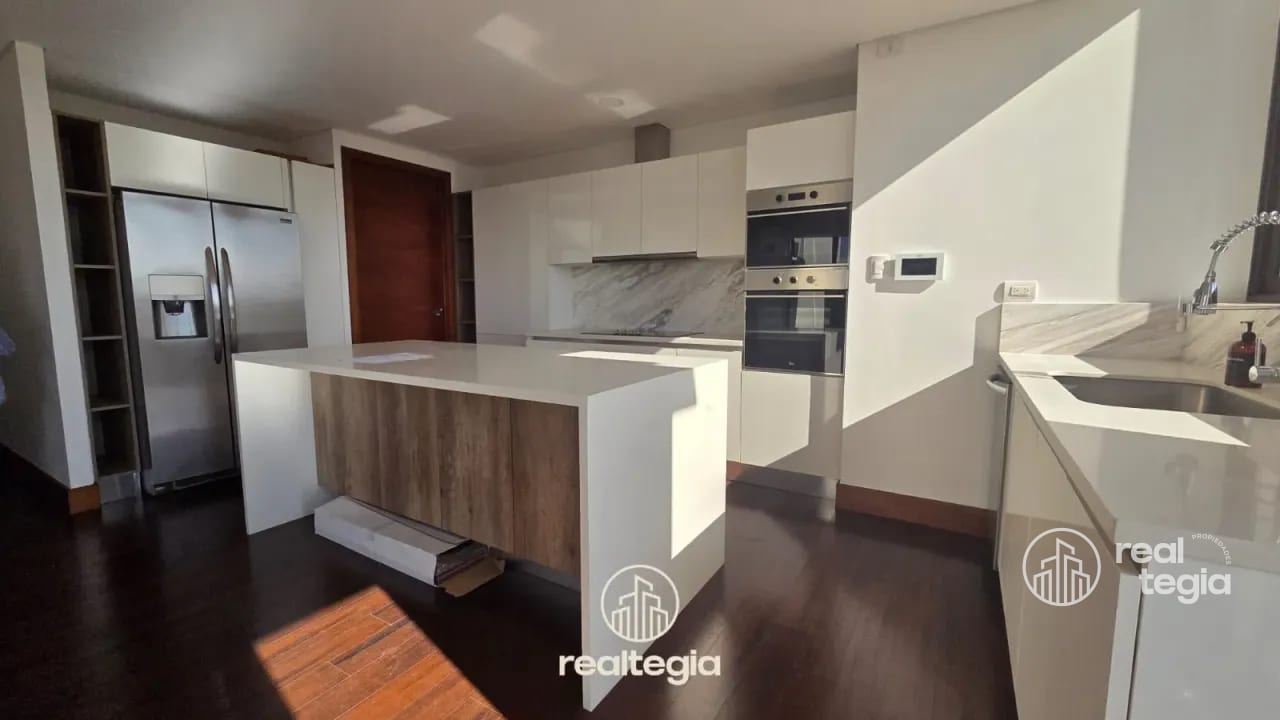Apartamento Apice II Zona 15 — Apartamento en Alquiler en Ápice II, Zona 15, Guatemala, Ciudad — foto 4 de 12