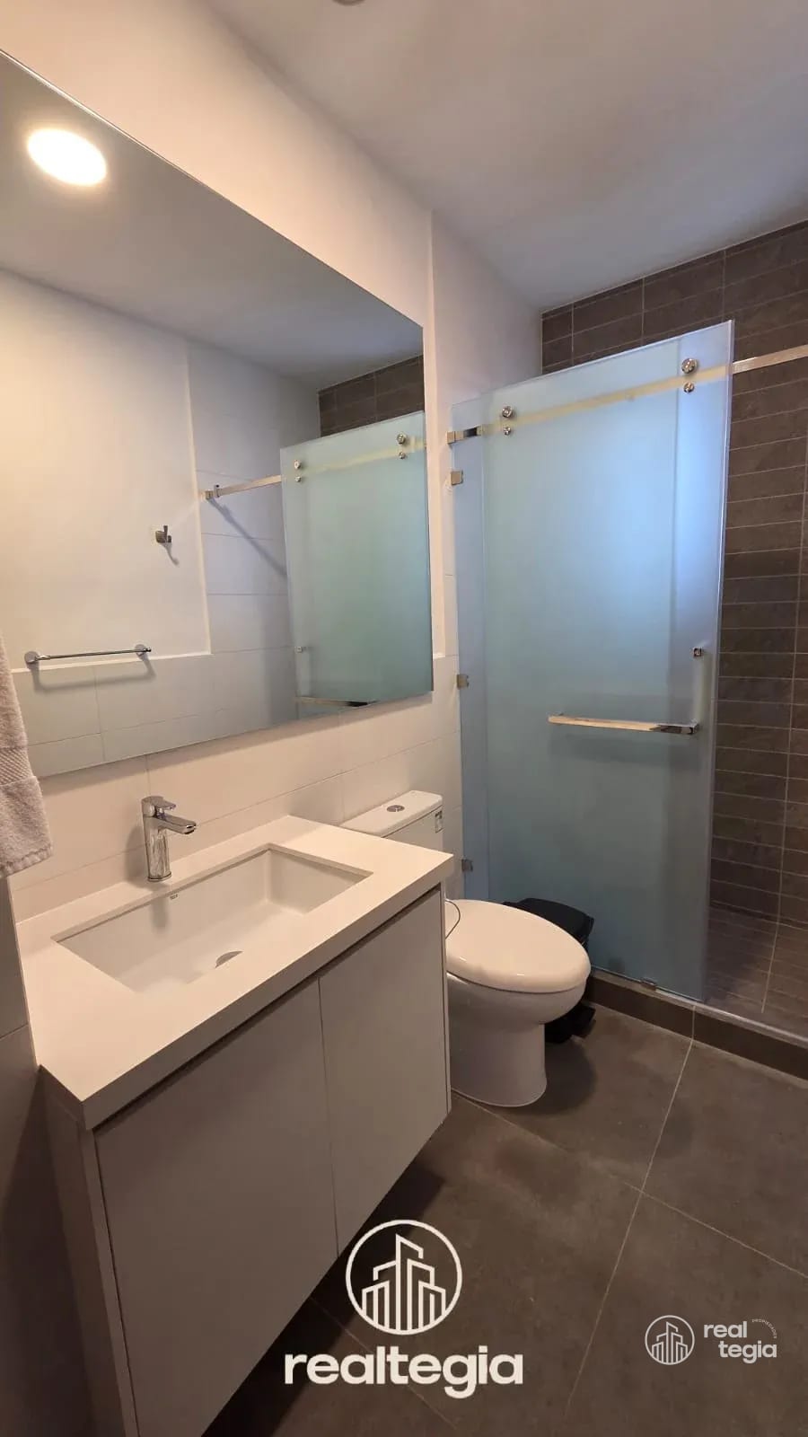 🏠 Apartamento en Lirios de Cayalá — Apartamento en Venta en Lirios de Cayalá IV, Zona 16, Guatemala, Ciudad — foto 7 de 15