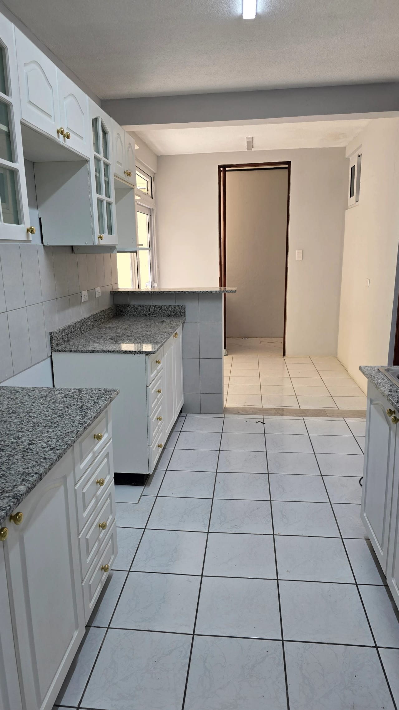 Zona 13 Alquiler de Apartamentos remodelados — Apartamento en Alquiler en Zona 13, Guatemala, Ciudad — foto 6 de 8