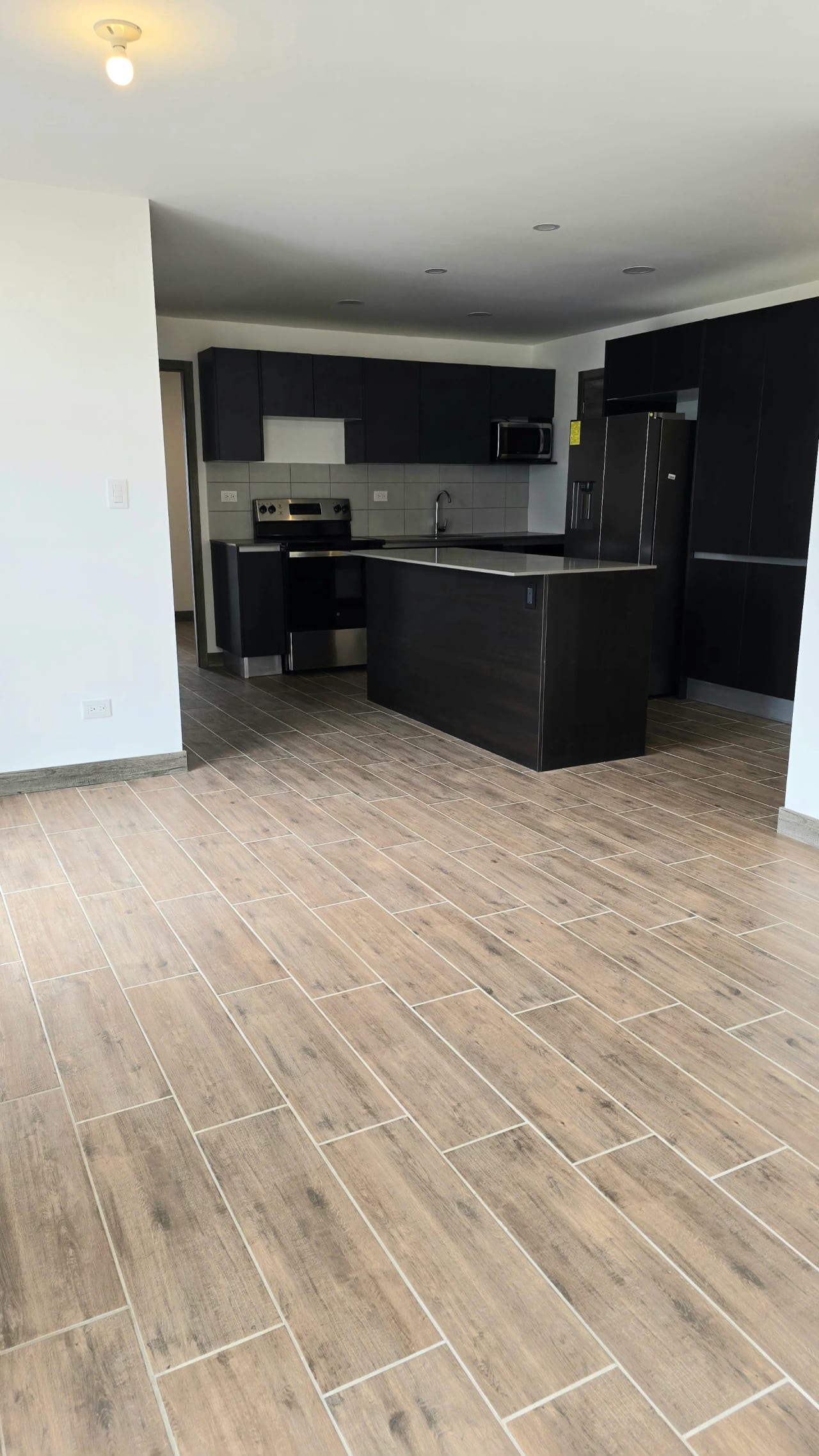 Alquiler de precioso apartamento nuevo en zona 15,VH 2 — Apartamento en Venta en Zona 15, Guatemala, Ciudad — foto 3 de 14