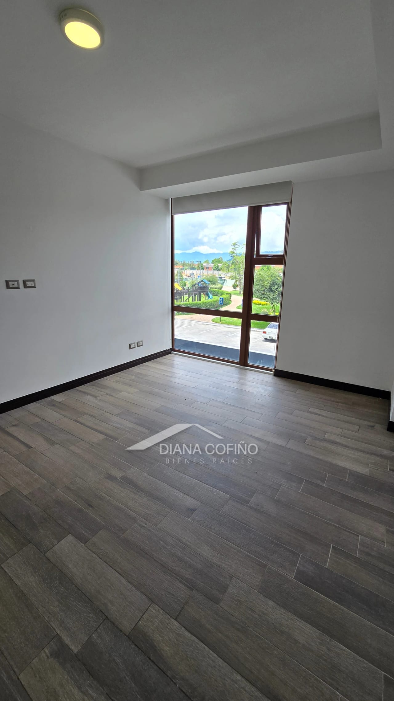 Zona 16 Alquiler apartamento en San Isidro 20/21 — Apartamento en Alquiler en San Isidro 20/21, Zona 16, Guatemala, Ciudad — foto 10 de 14