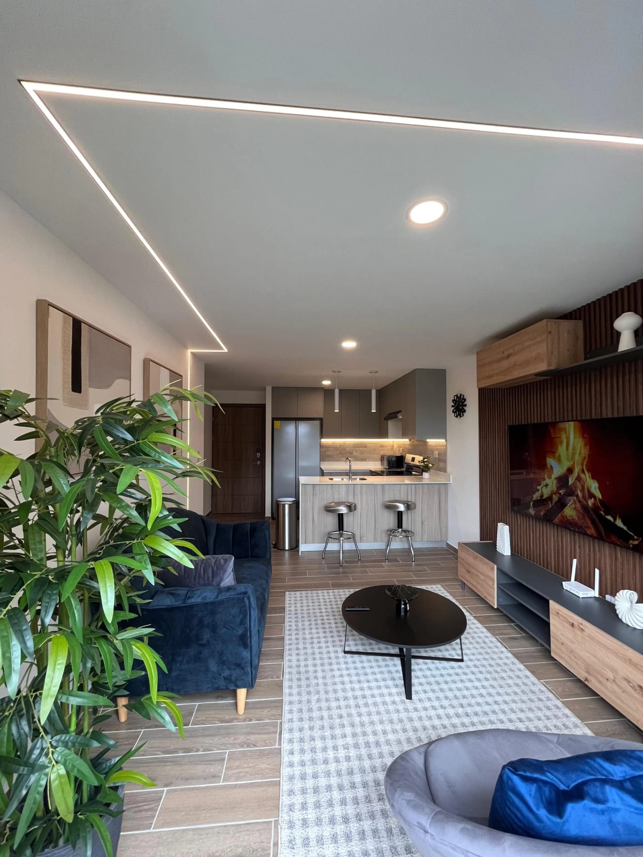 Precioso apartamento amueblado en zona 14, Dos dormitorios — Apartamento en Alquiler en Parque 14, Zona 14, Guatemala, Ciudad — foto 2 de 8
