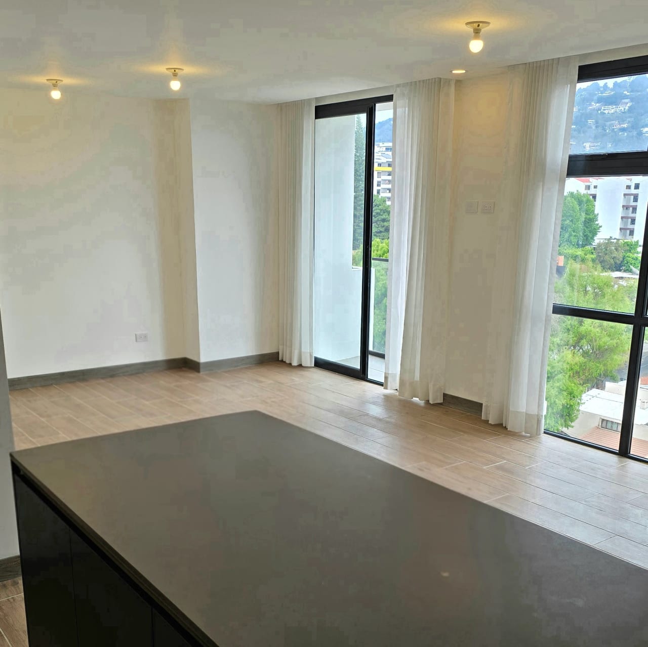 En zona 15 apartamento para estrenar en nivel alto — Apartamento en Alquiler en Kiintea, Zona 15, Guatemala, Ciudad — foto 4 de 13
