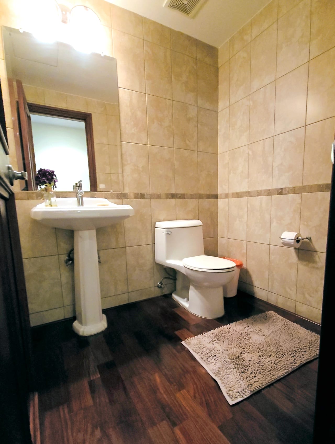 Alquiler de apartamemto amueblado en zona 14, Un dormitorio — Apartamento en Alquiler en San Patricio, Zona 14, Guatemala, Ciudad — foto 3 de 8