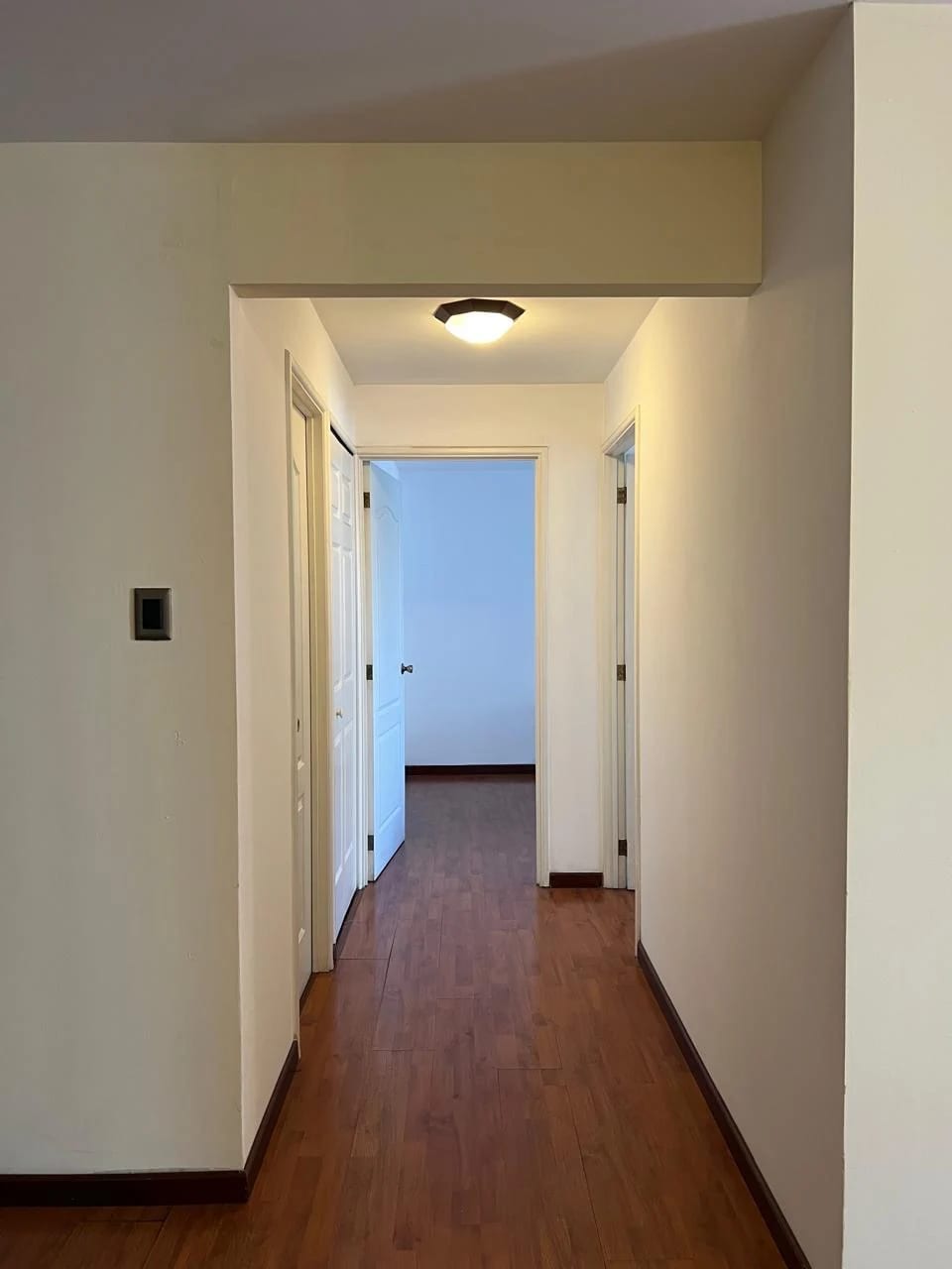 Alquiler en zona 14, Con o Sin muebles (copia) — Apartamento en Alquiler en Bellini, Zona 14, Guatemala, Ciudad — foto 5 de 10