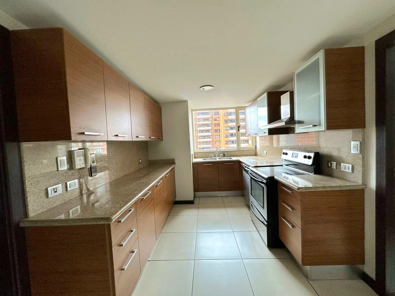 zona 14 Alquiler Apartamento del Grupo Premier | Exclusividad — Apartamento en Alquiler en Dalí, Zona 14, Guatemala, Ciudad — foto 3 de 17