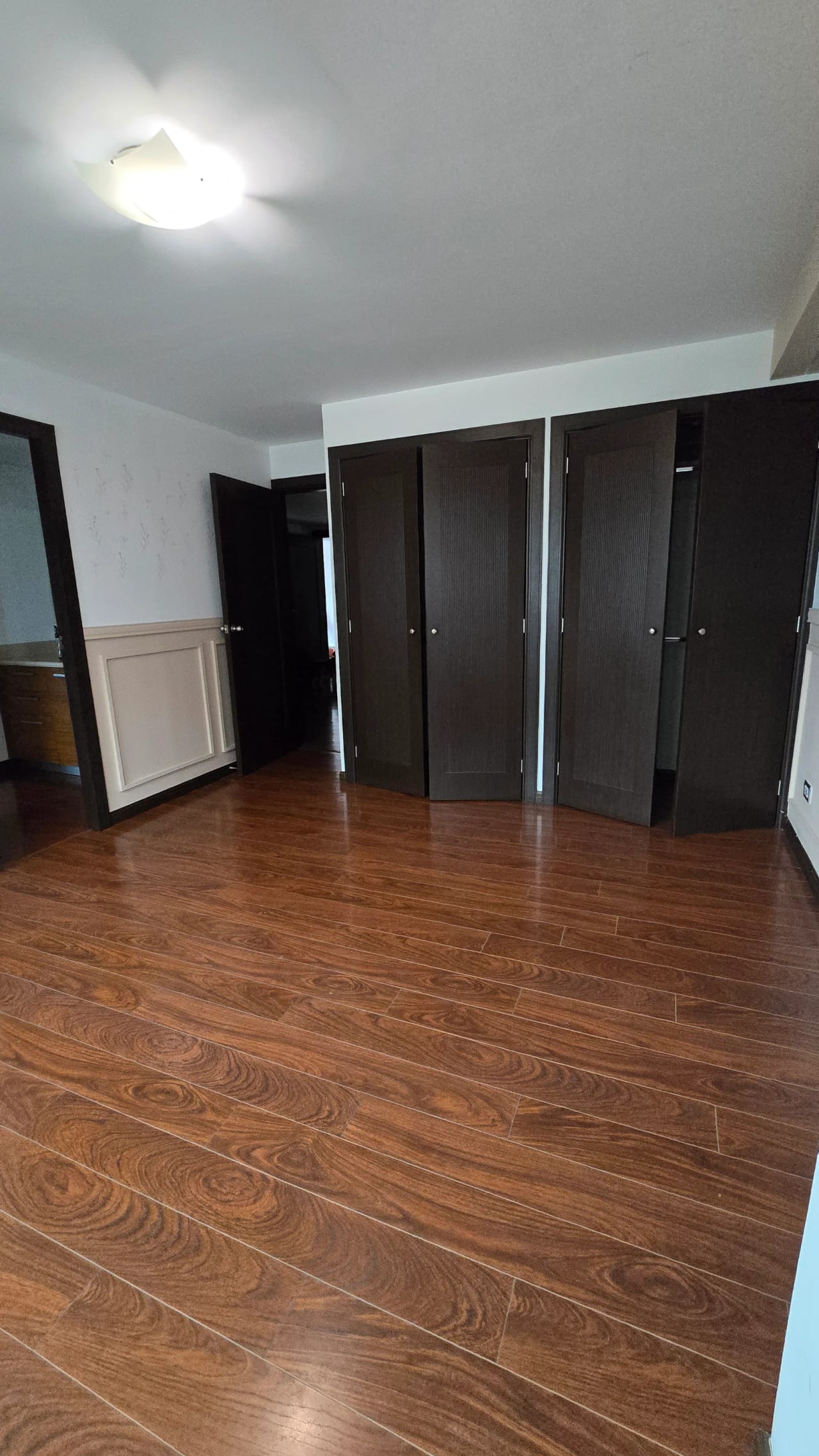 Amplio apartamento en alquiler en zona 14 ! — Apartamento en Alquiler en Dalí, Zona 14, Guatemala, Ciudad — foto 10 de 17