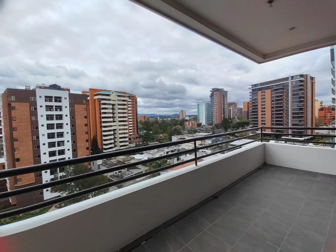 Apartamento en Renta Zona 14 COD.CA36423 — Apartamento en Alquiler en Zona 14, Guatemala, Ciudad — foto 3 de 9