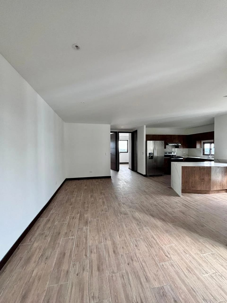 Apartamento en Renta Zona 10 cod.CA36457 — Apartamento en Alquiler en Zona 10, Guatemala, Ciudad — foto 1 de 11