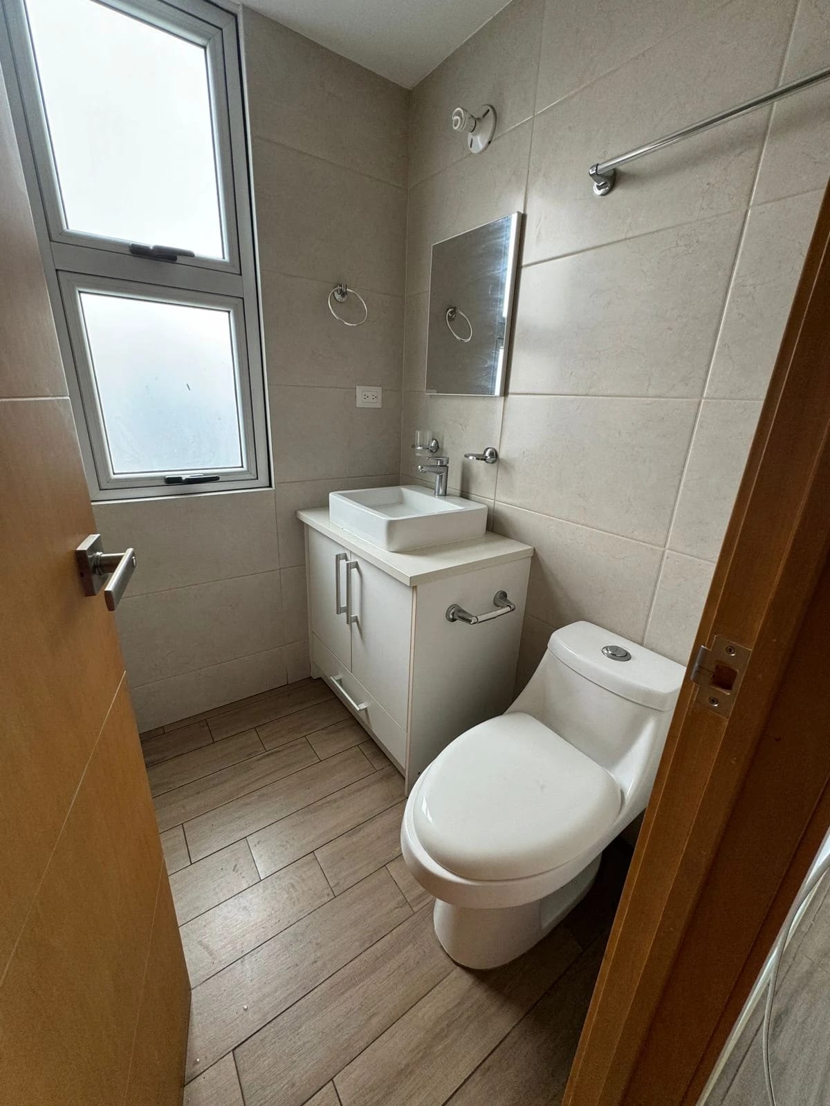Apartamento en Renta Zona 10 cod.CA36485 — Apartamento en Alquiler en Zona 10, Guatemala, Ciudad — foto 15 de 16