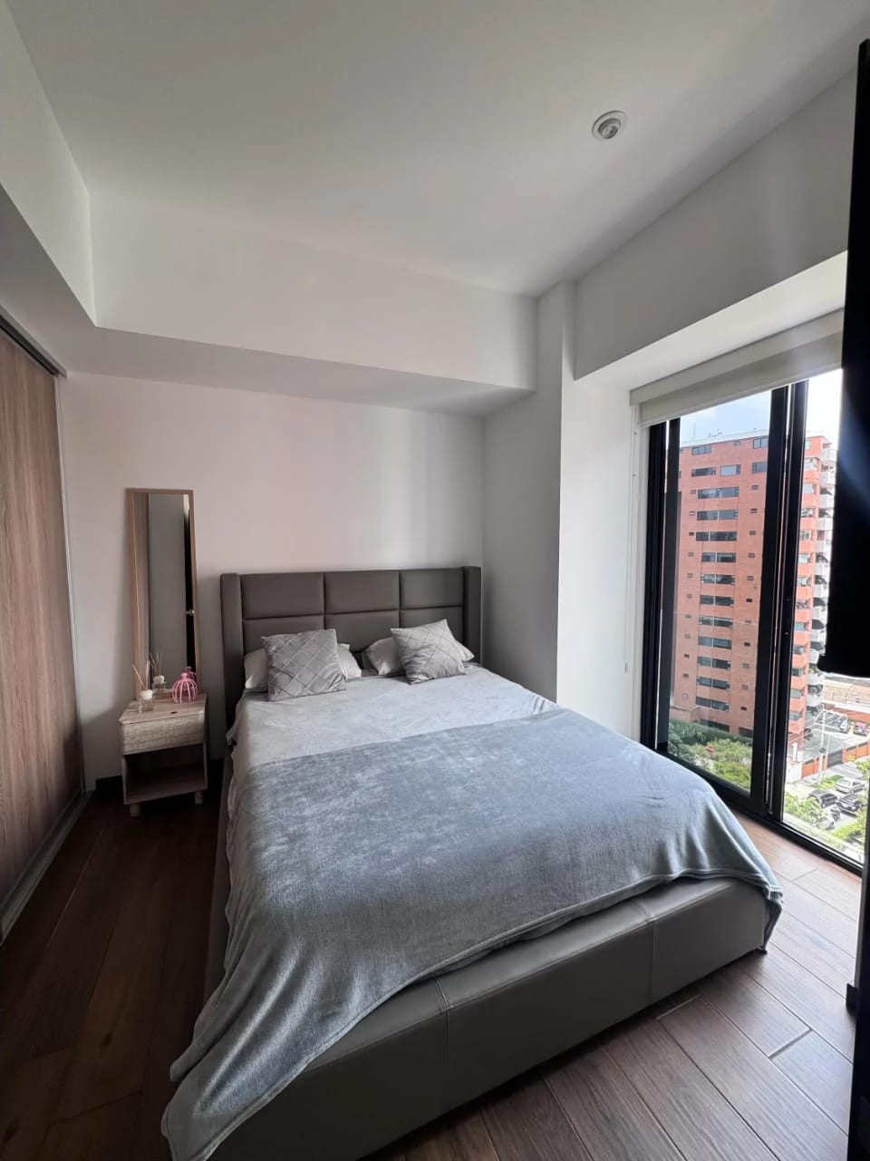 Apartamento Amueblado en Venta Zona 10 cod.CA36504 — Apartamento en Venta en Zona 10, Guatemala, Ciudad — foto 3 de 7