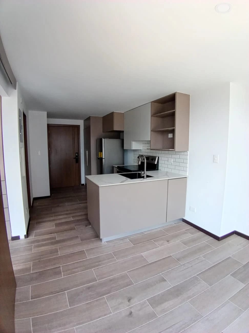 Apartamento en Venta Zona 10 Ideal Inversionista COD.CA36775 — Apartamento en Venta en Zona 10, Guatemala, Ciudad — foto 14 de 16