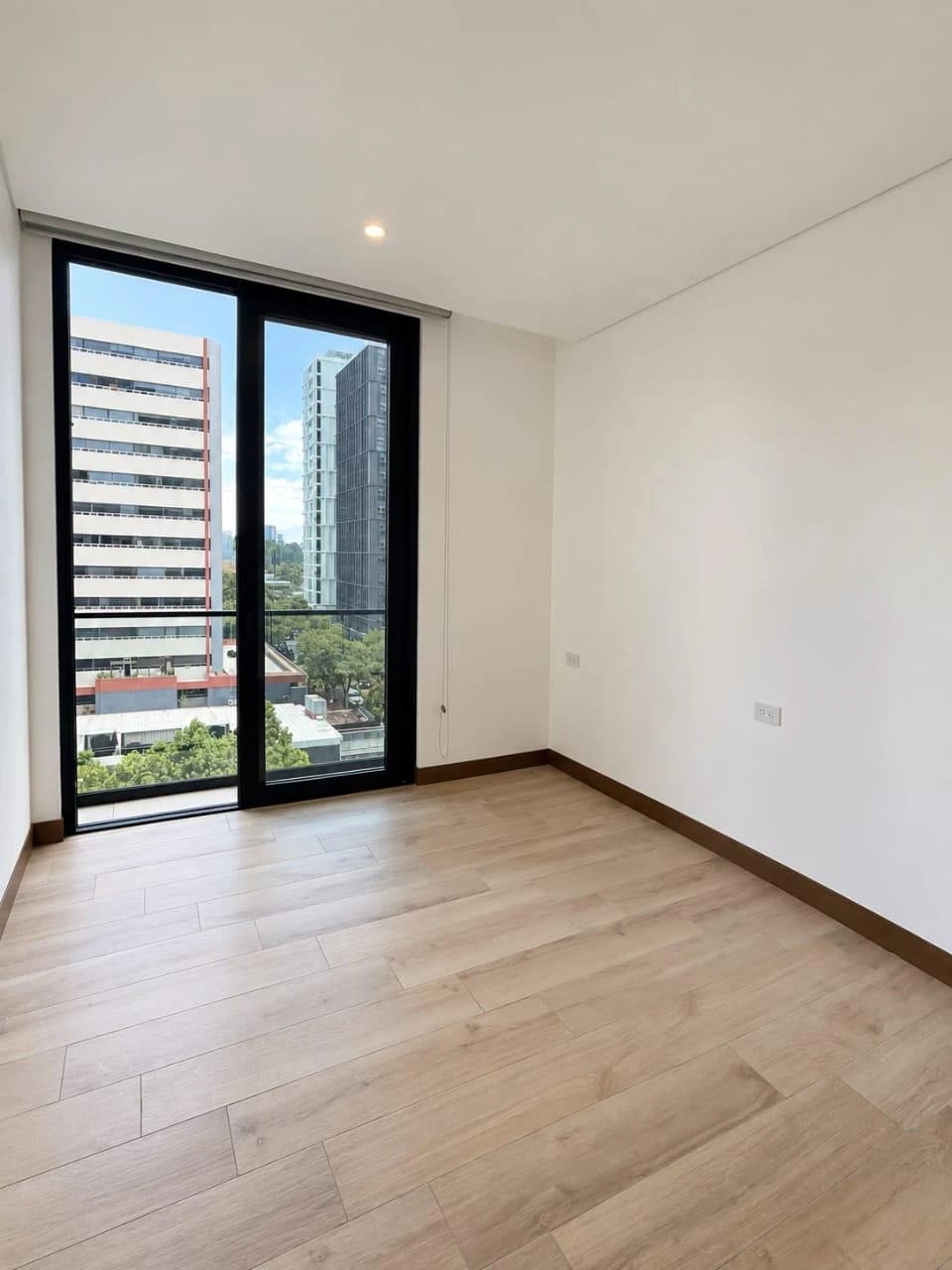 Apartamento en Renta Zona 10 codigo. CA36976 — Apartamento en Alquiler en Zona 10, Guatemala, Ciudad — foto 5 de 9