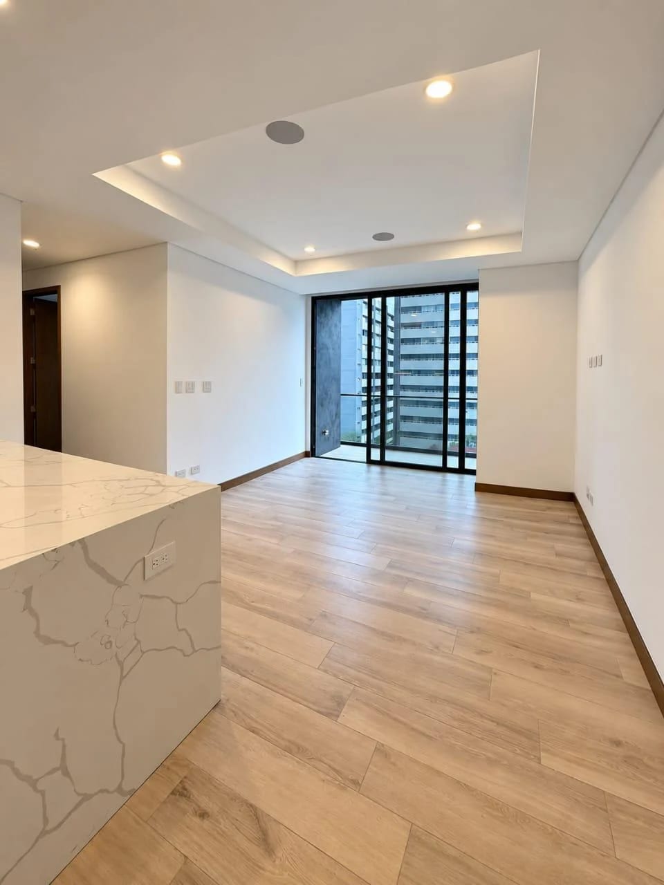 Apartamento en Renta Zona 10 codigo. CA36976 — Apartamento en Alquiler en Zona 10, Guatemala, Ciudad — foto 1 de 9