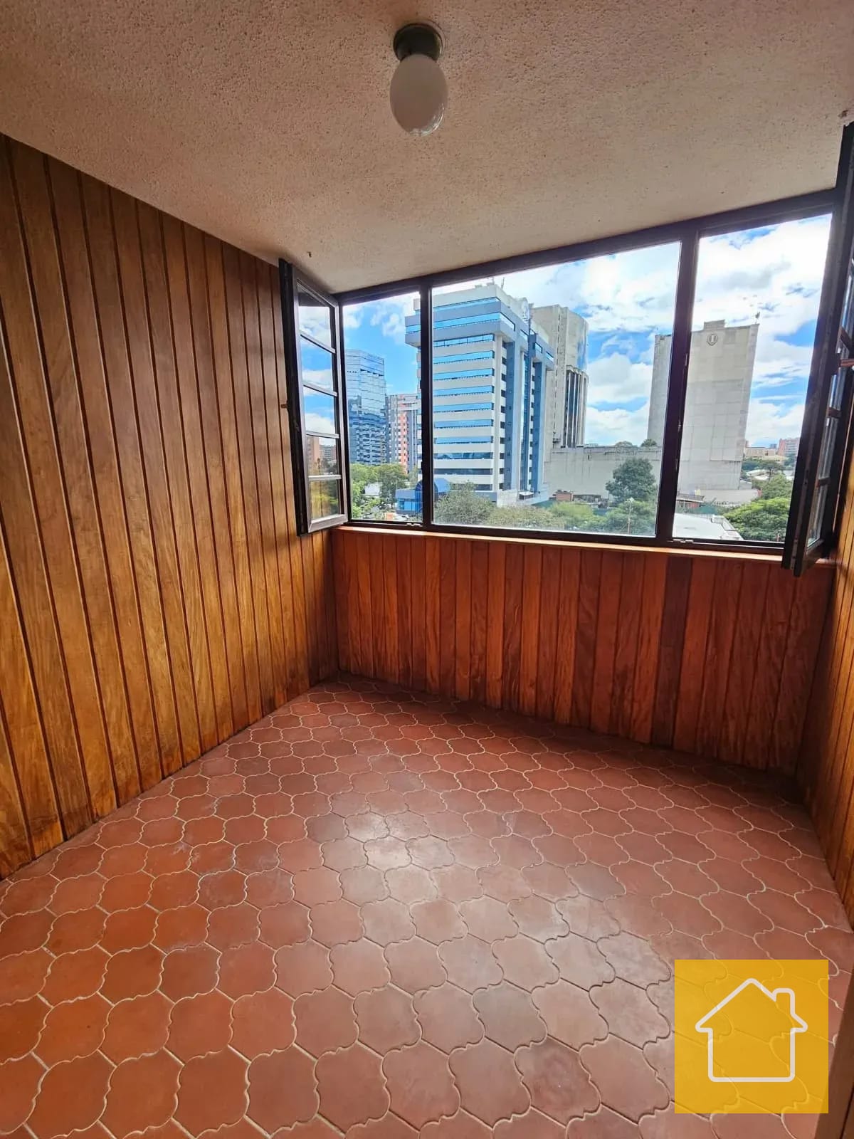 Apartamento la Zona Viva de la Ciudad por Geminis 10 — Apartamento en Alquiler en Canamco, Zona 10, Guatemala, Ciudad — foto 11 de 13