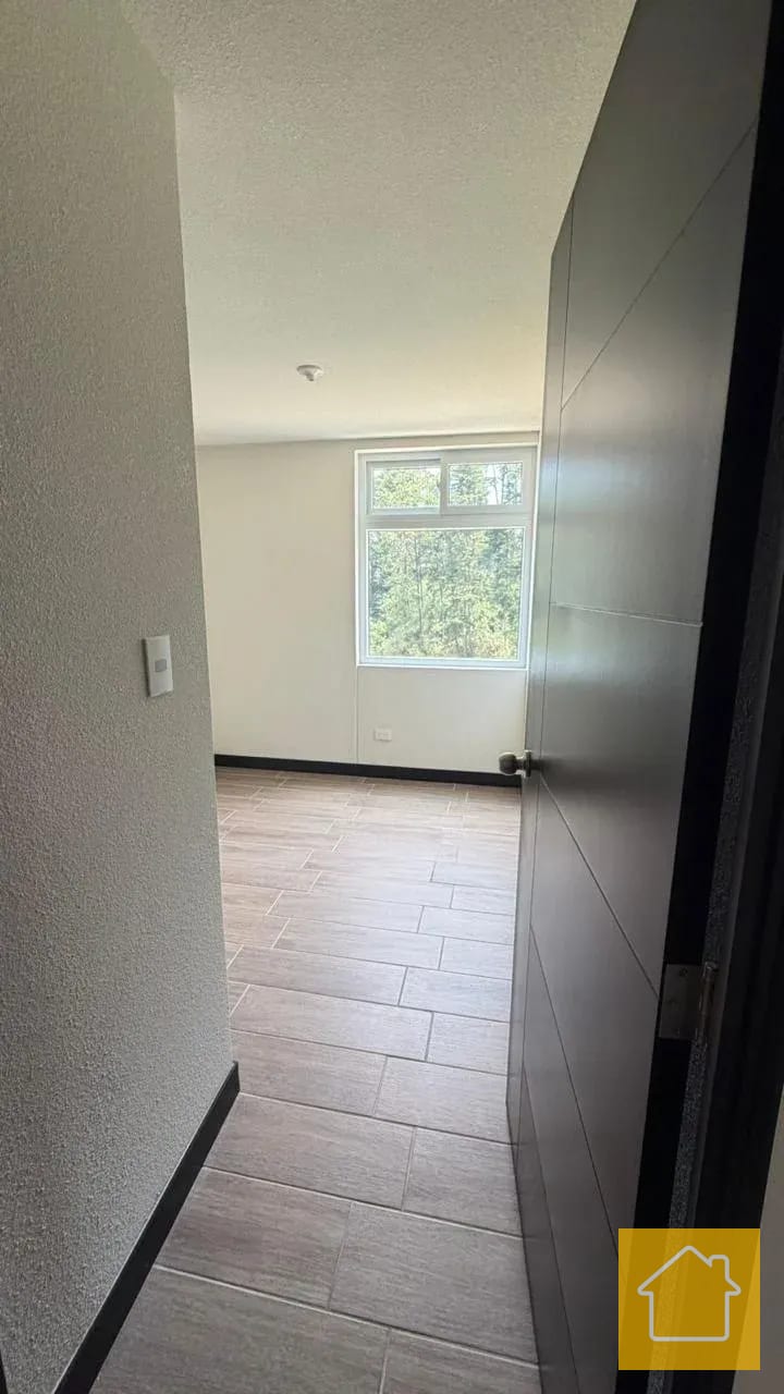 Oportunidad de Vivir en Zona 16 Edificio Monet — Apartamento en Alquiler en El Pulté, Zona 16, Guatemala, Ciudad — foto 8 de 13