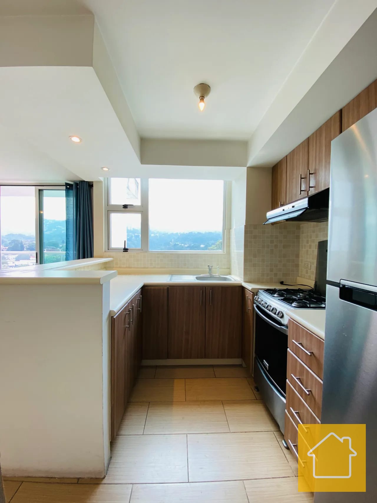 Oportunidad de Vivir en la Villa Zona 14 Alquilo GT — Apartamento en Alquiler en La Villa, Zona 14, Guatemala, Ciudad — foto 5 de 17