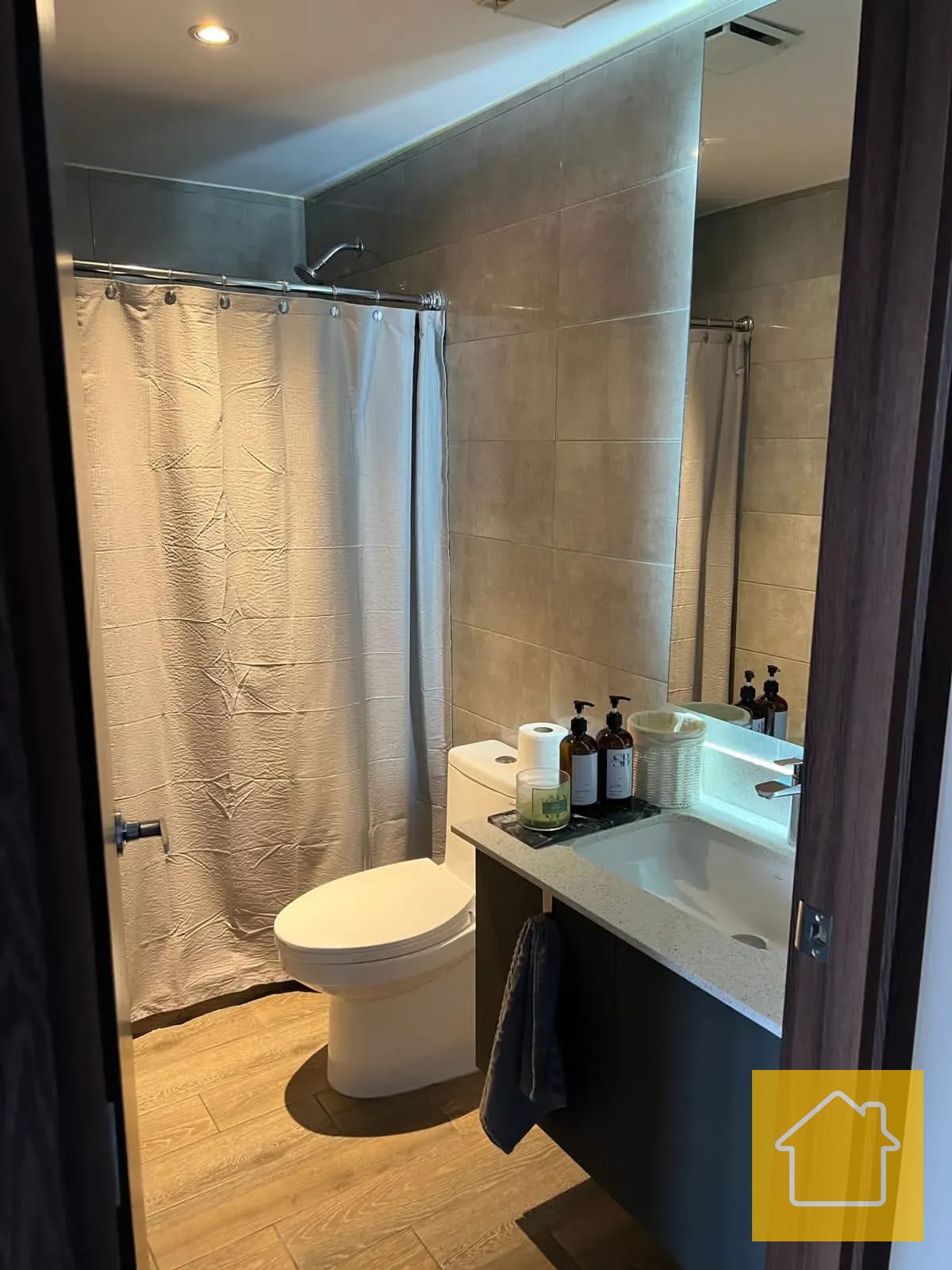 Apto Disponible para Renta Inmediata Parque 15 Zona 15 Fácil Acceso — Apartamento en Alquiler en Parque 15, Zona 15, Guatemala, Ciudad — foto 8 de 10
