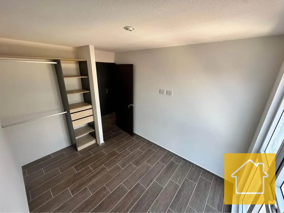 Amplio Apto en Parque Mateo Zona 7 Céntrico, Linda Vista Accesible — Apartamento en Alquiler en Parque Mateo, Zona 7, Guatemala, Ciudad — foto 3 de 10