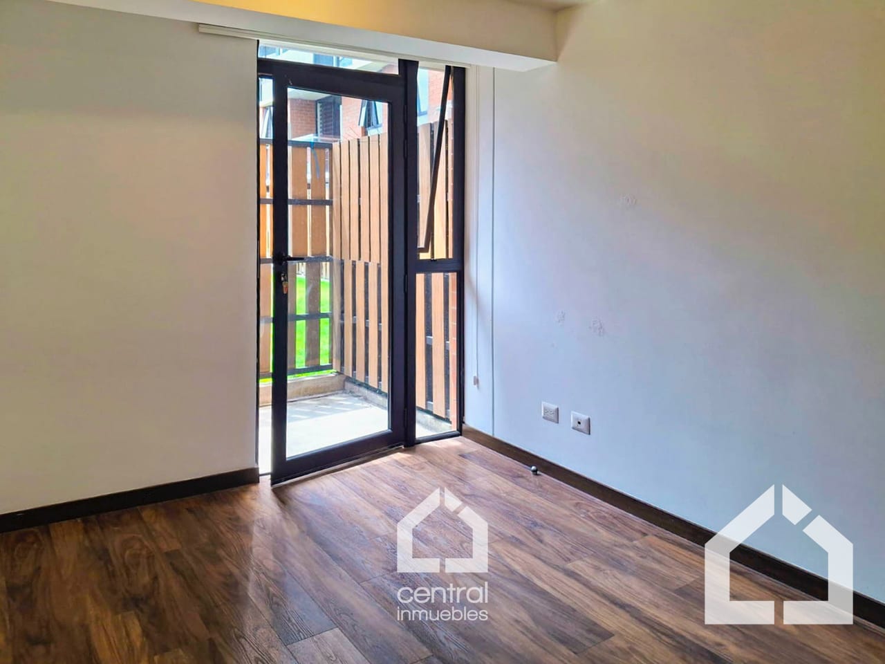 Apartamento de 3 habitaciones y patio en Aralia 2, zona 11 — Apartamento en Venta en Aralia Mariscal, Zona 11, Guatemala, Ciudad — foto 4 de 14