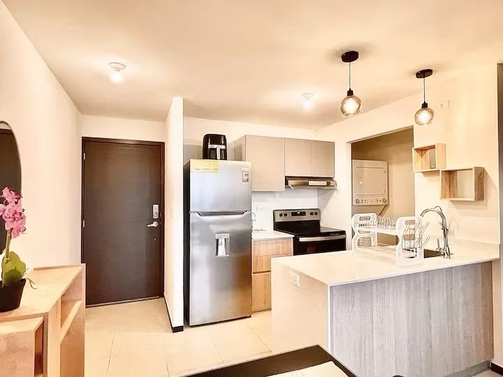 Lindo apartamento de 2 habitaciones, amueblado en venta en zona 11 — Apartamento en Venta en Parque San Jorge, Zona 11, Guatemala, Ciudad — foto 4 de 10