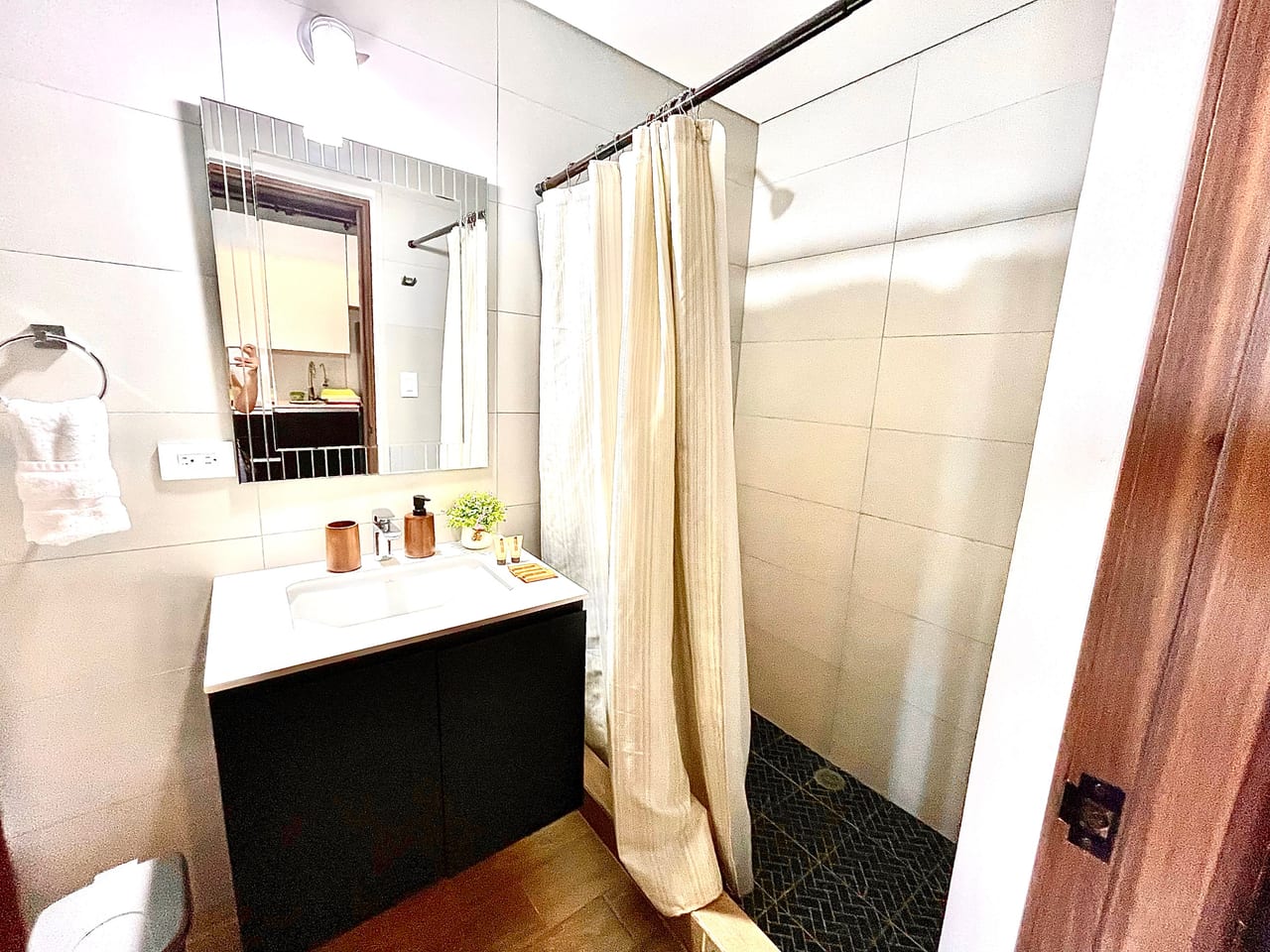 Apartamento en venta completamente amueblado de 1 habitación, zona 4 — Apartamento en Venta en Séptimo, Zona 4, Guatemala, Ciudad — foto 10 de 16