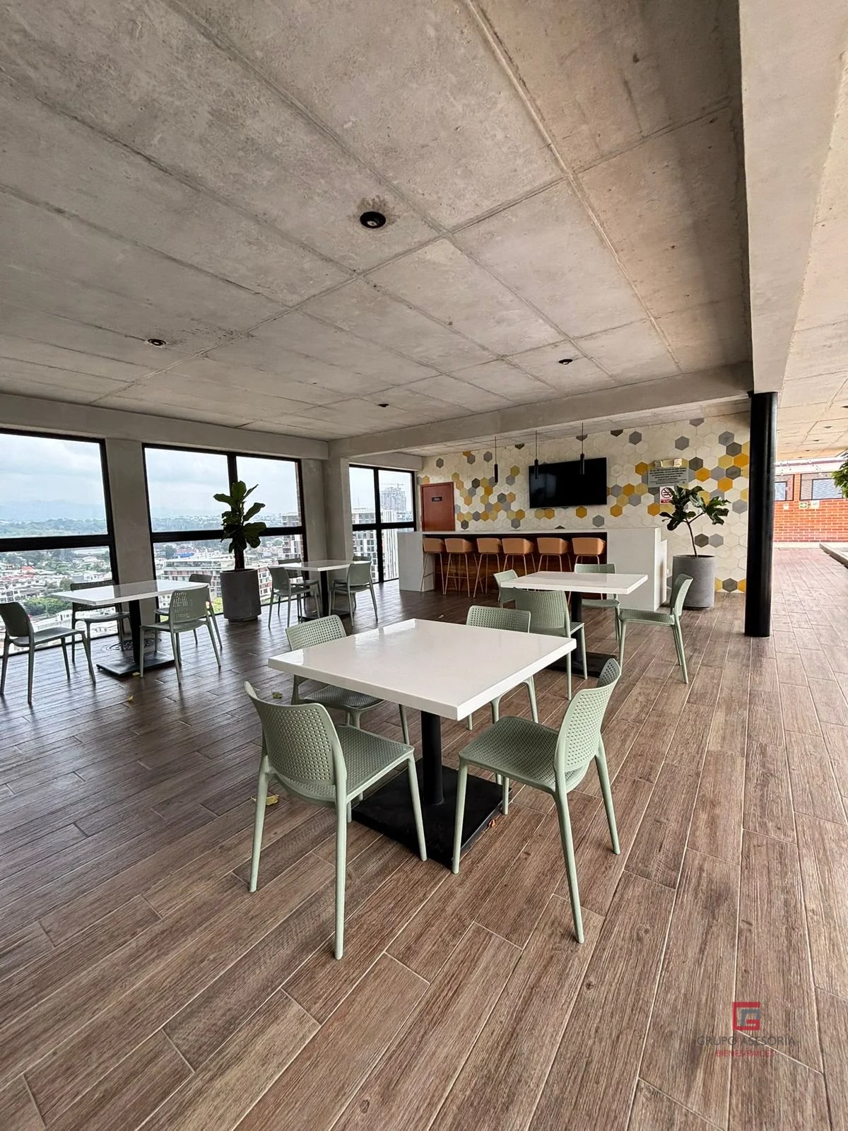 Único apartamento en edificio Vidalta zona 11 — Apartamento en Alquiler en Vidalta, Zona 11, Guatemala, Ciudad — foto 10 de 15