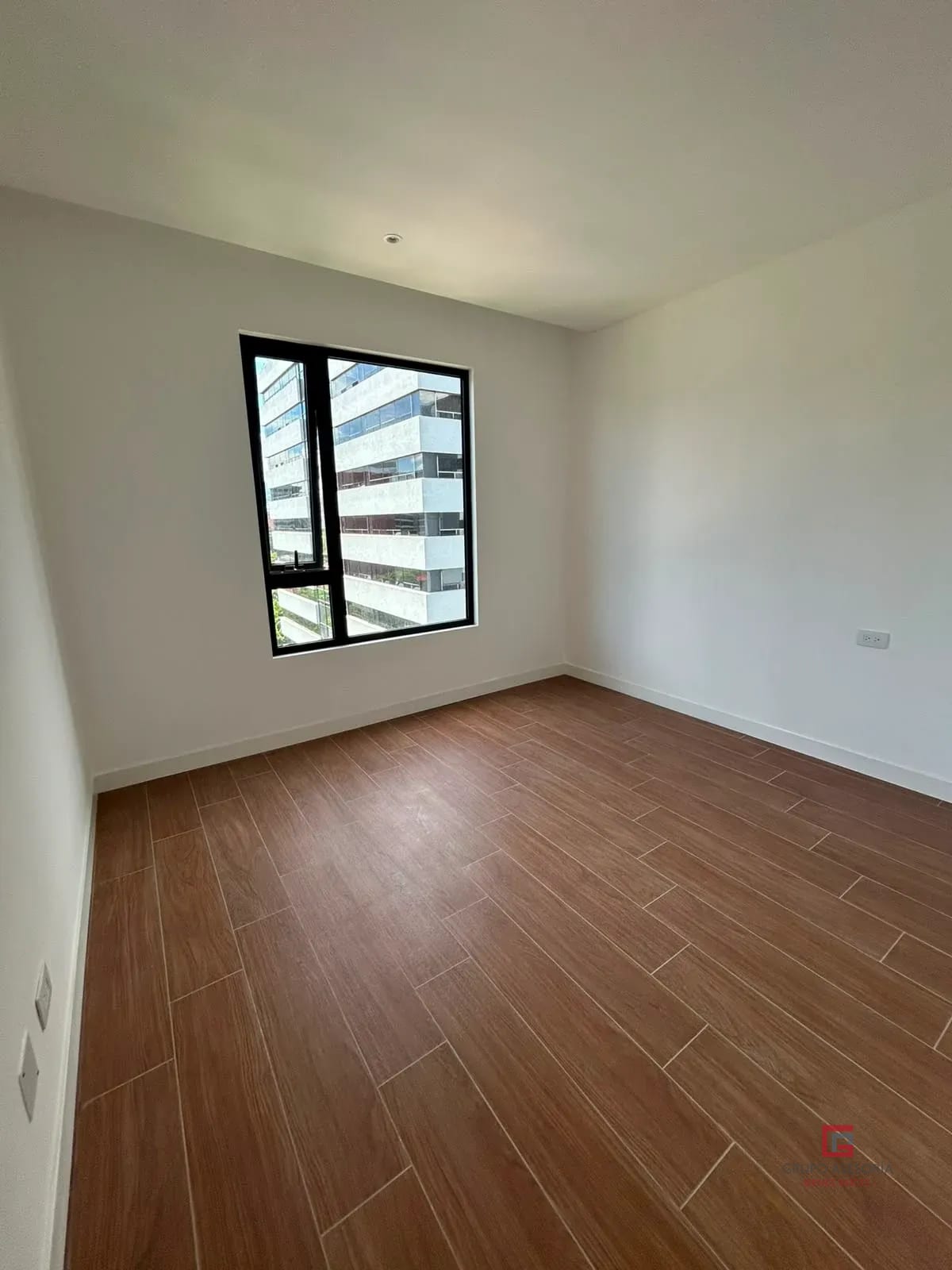 Espectacular apartamento en renta Ferré Diez — Apartamento en Alquiler en Ferré Diez, Zona 10, Guatemala, Ciudad — foto 6 de 16
