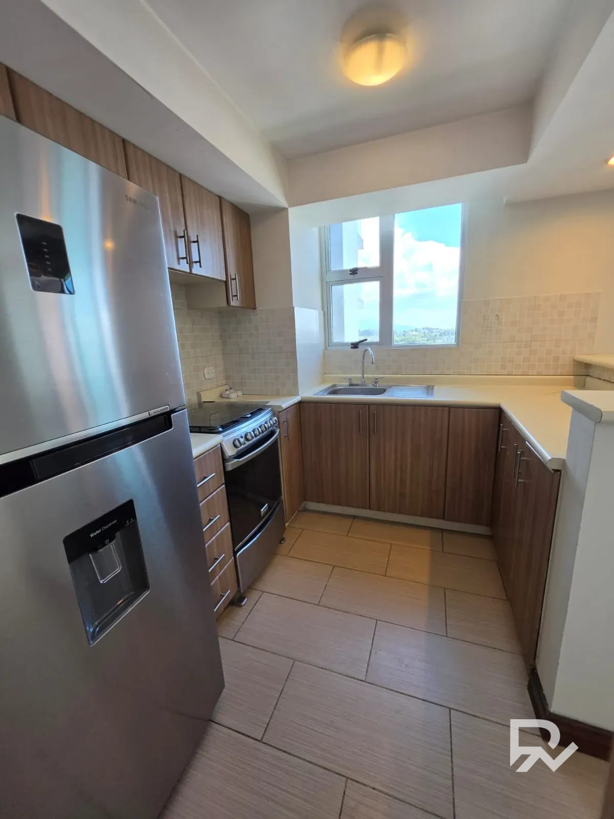 Apartamento en Renta | Condado la Villa Zona 14 — Apartamento en Alquiler en Zona 14, Guatemala, Ciudad — foto 3 de 17