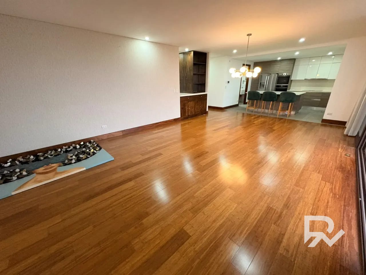 Alquiler de Apartamento amplio en Ápice 2 VH2 zona 15 — Apartamento en Alquiler en Ápice II, Zona 15, Guatemala, Ciudad — foto 1 de 17