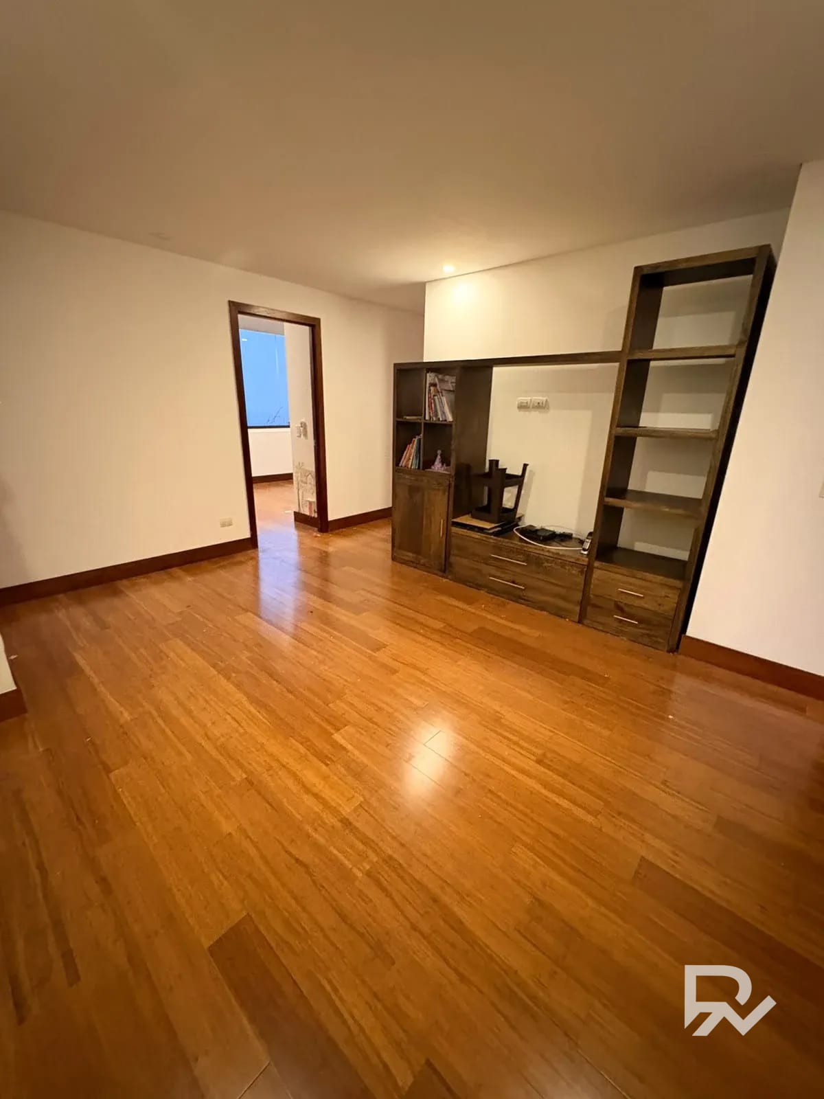 Alquiler de Apartamento amplio en Ápice 2 VH2 zona 15 — Apartamento en Alquiler en Ápice II, Zona 15, Guatemala, Ciudad — foto 4 de 17