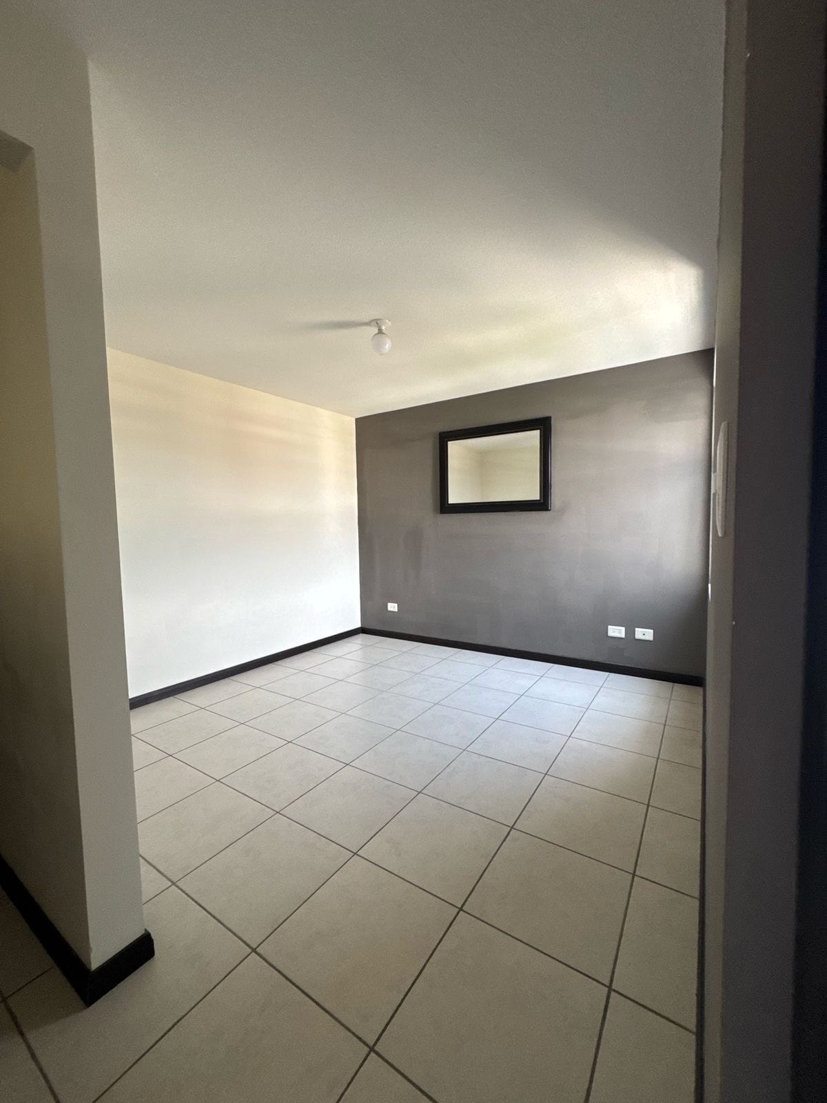 Apartamento en Venta/ Alegría/condado Naranjo — Apartamento en Venta en Condado Naranjo, Zona 4 Mixco, Guatemala, Ciudad — foto 4 de 9